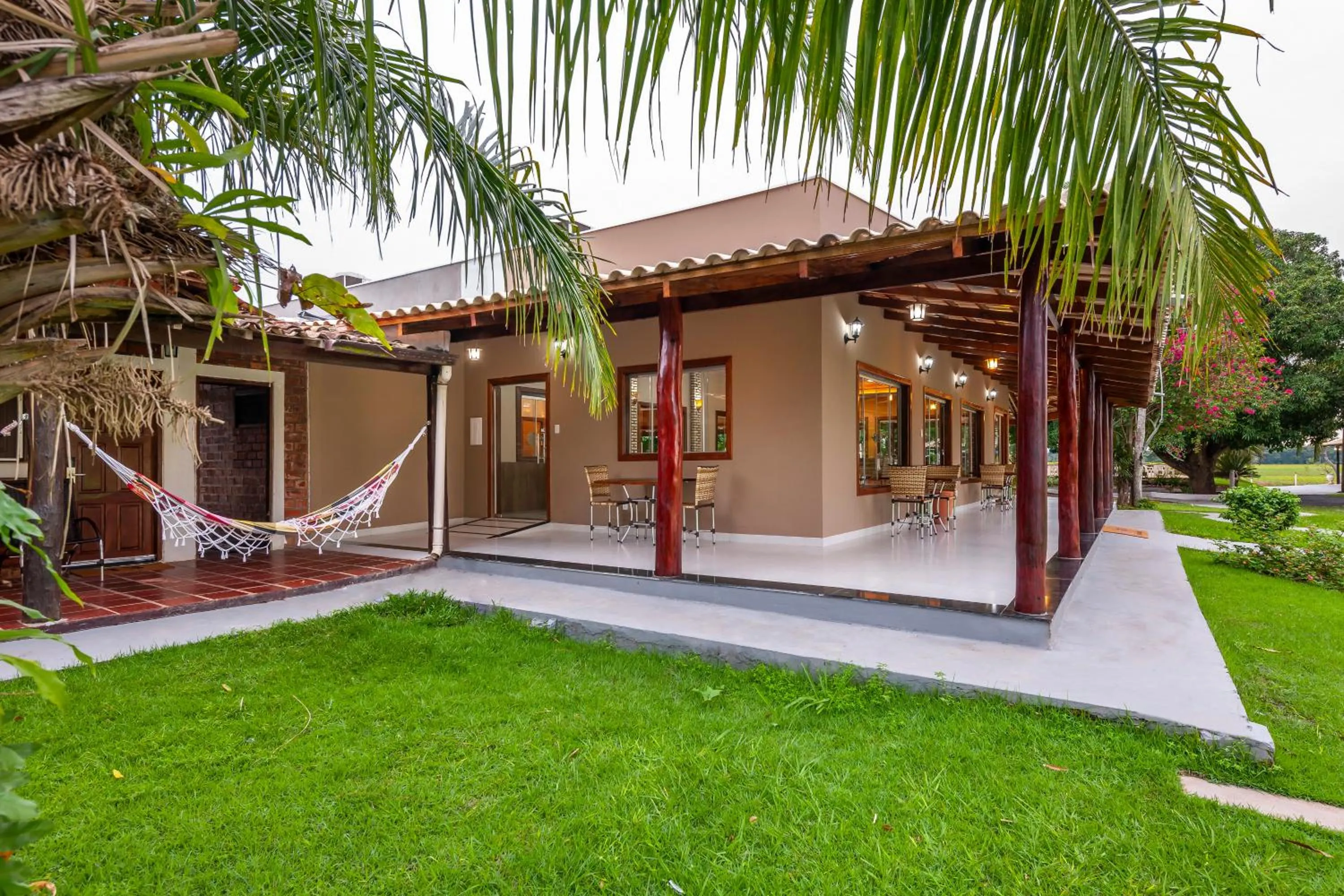 Property building in Pousada Piuval