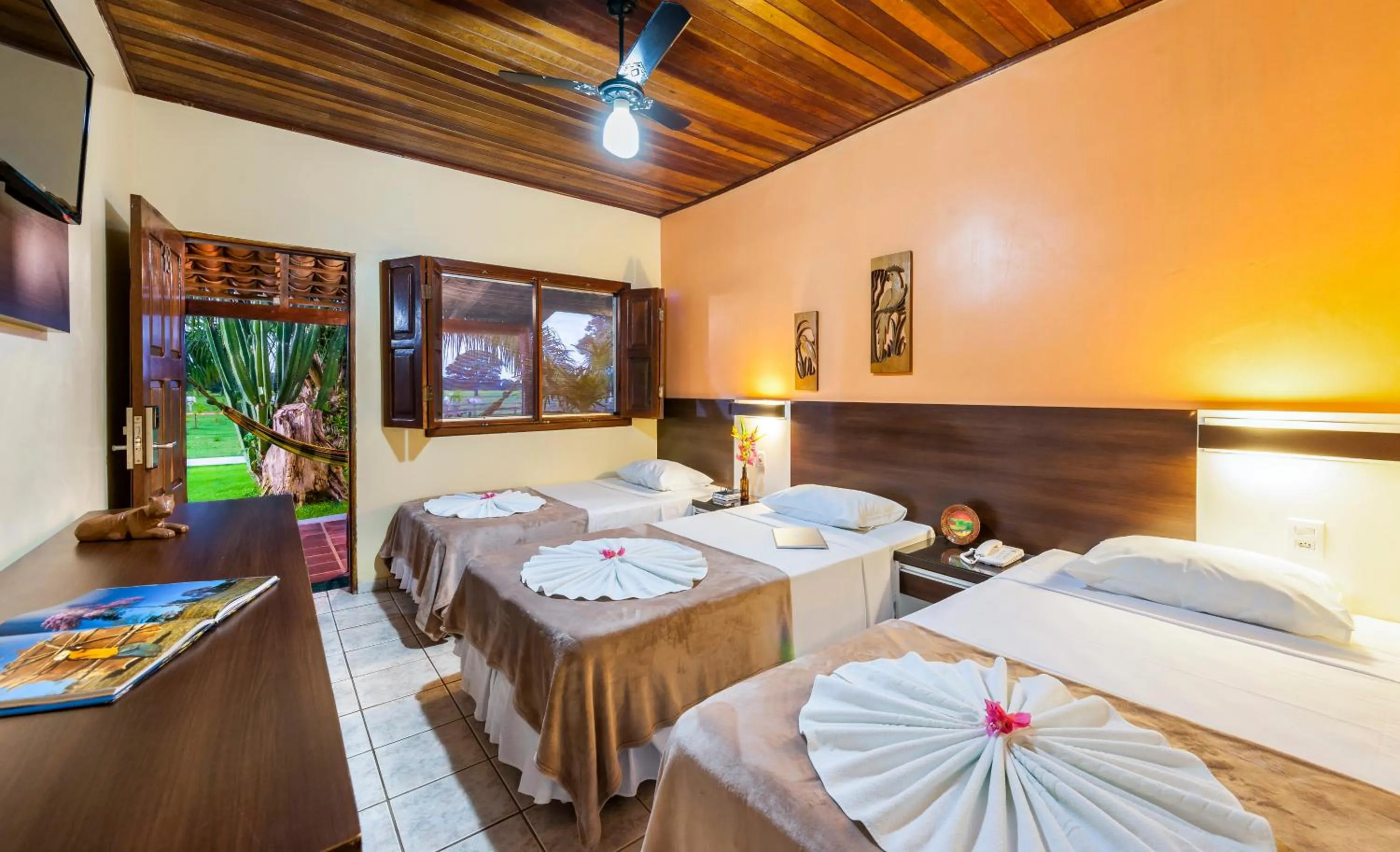 Bed in Pousada Piuval