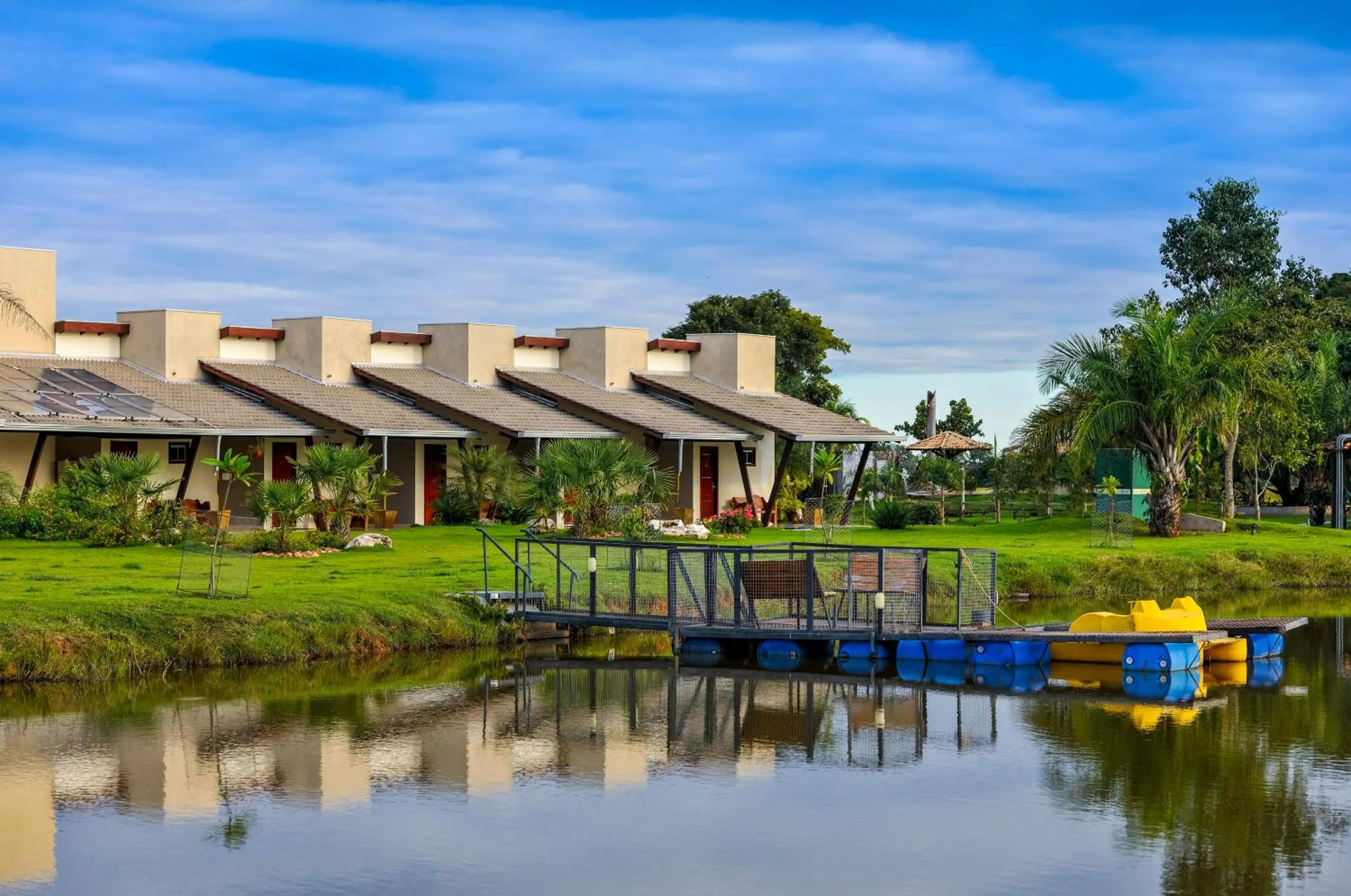 Property building in Pousada Piuval