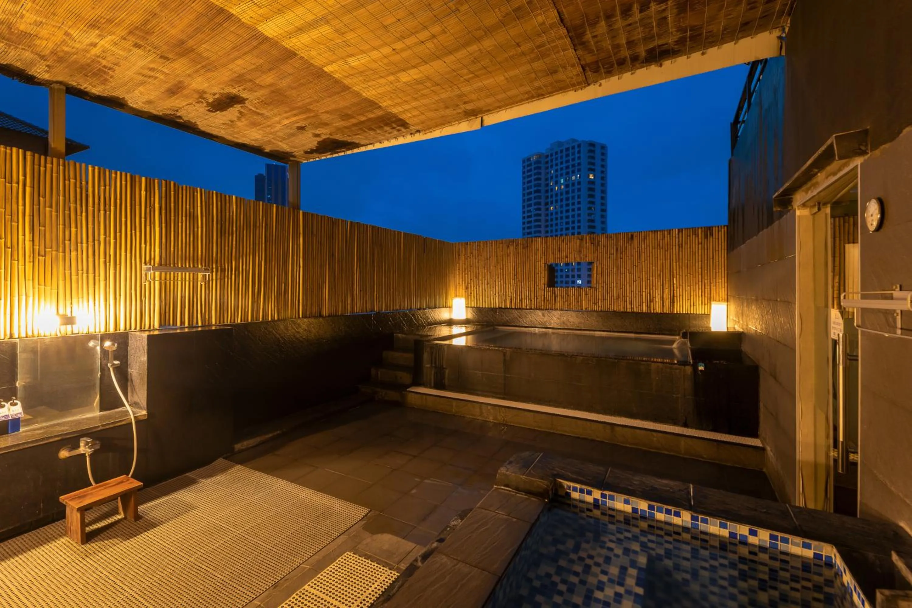 Bed in Azumaya Hotel Kim Ma 2