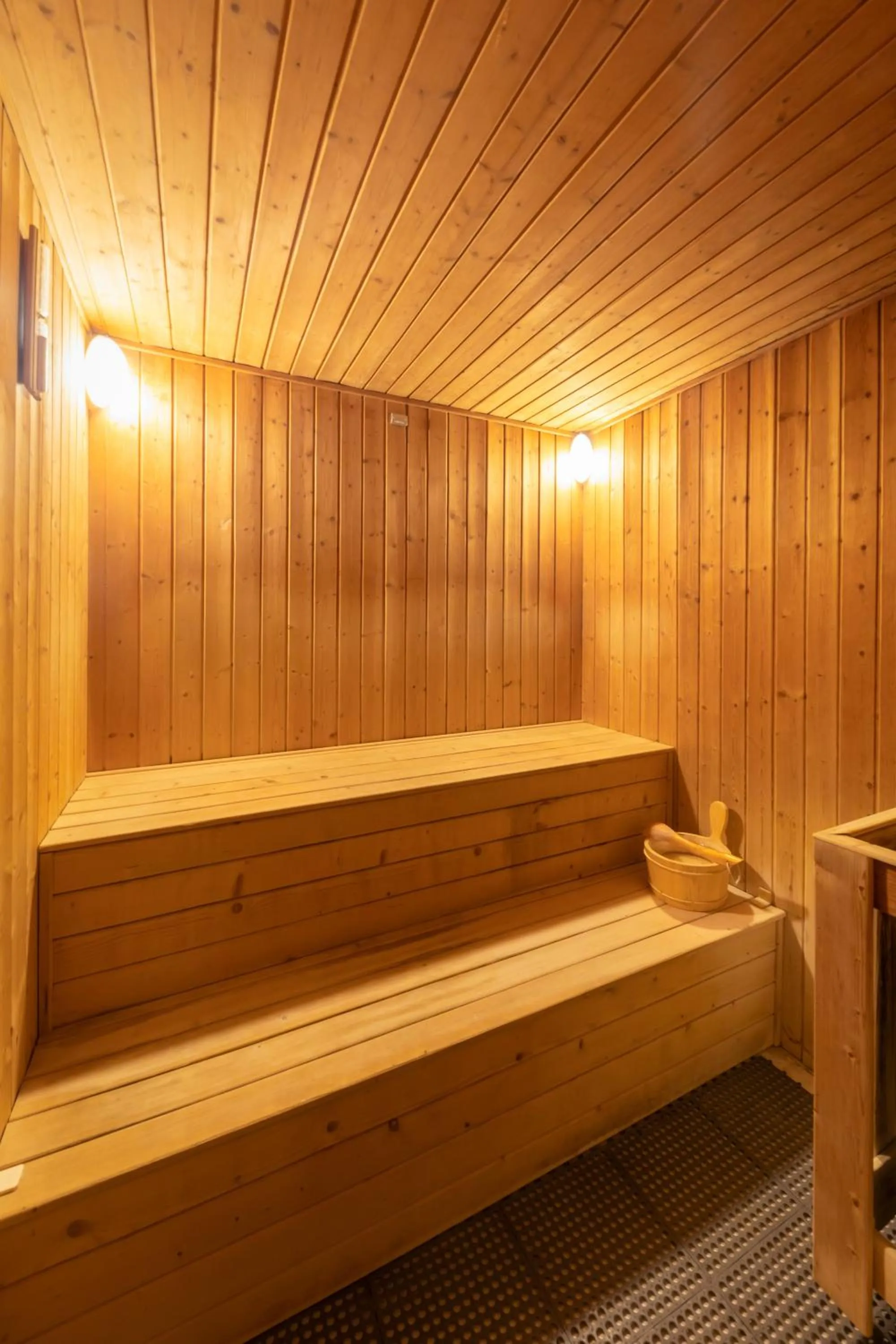 Sauna in Azumaya Hotel Kim Ma 2