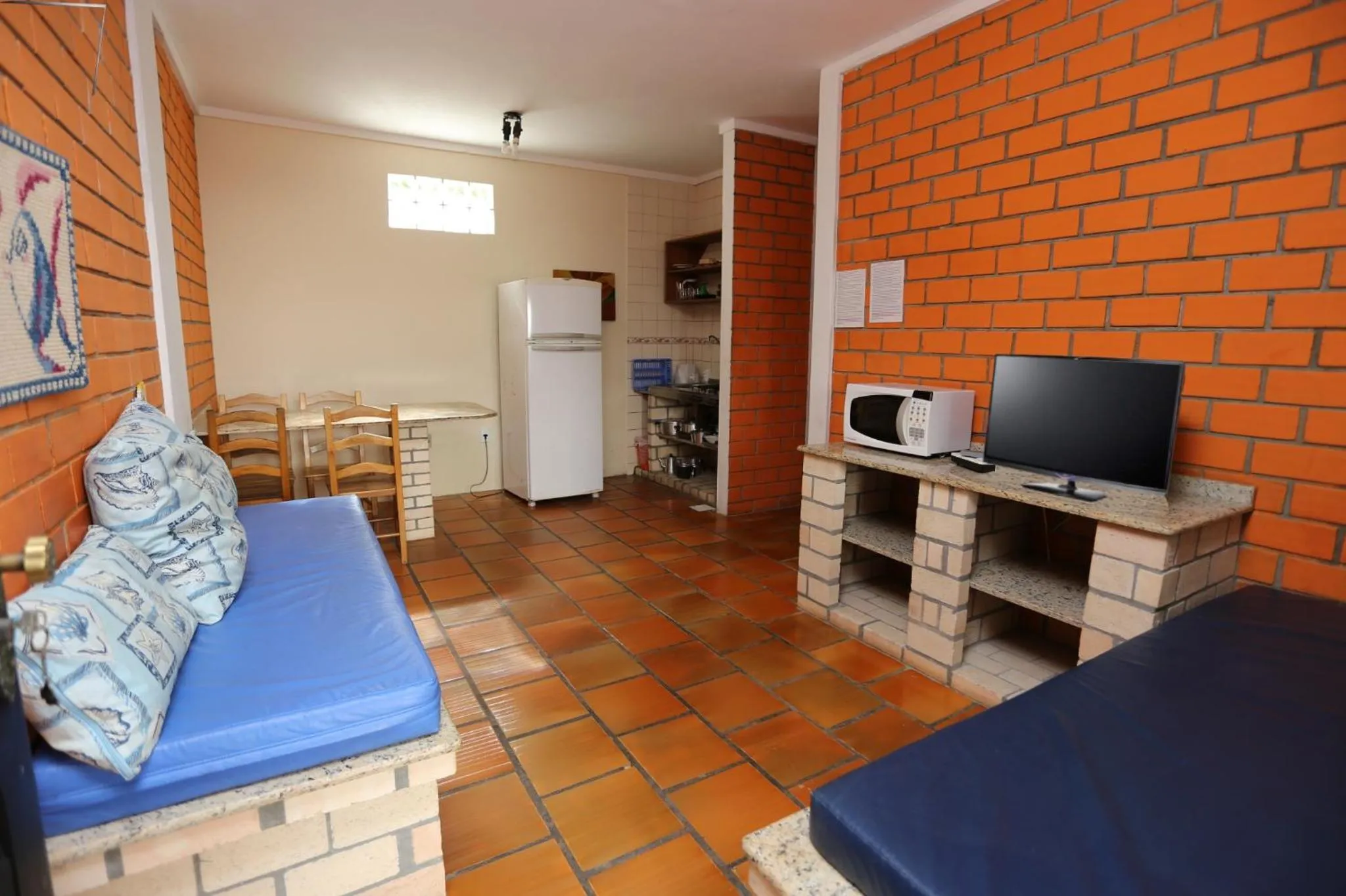 Kitchen or kitchenette in Pousada Oceânica