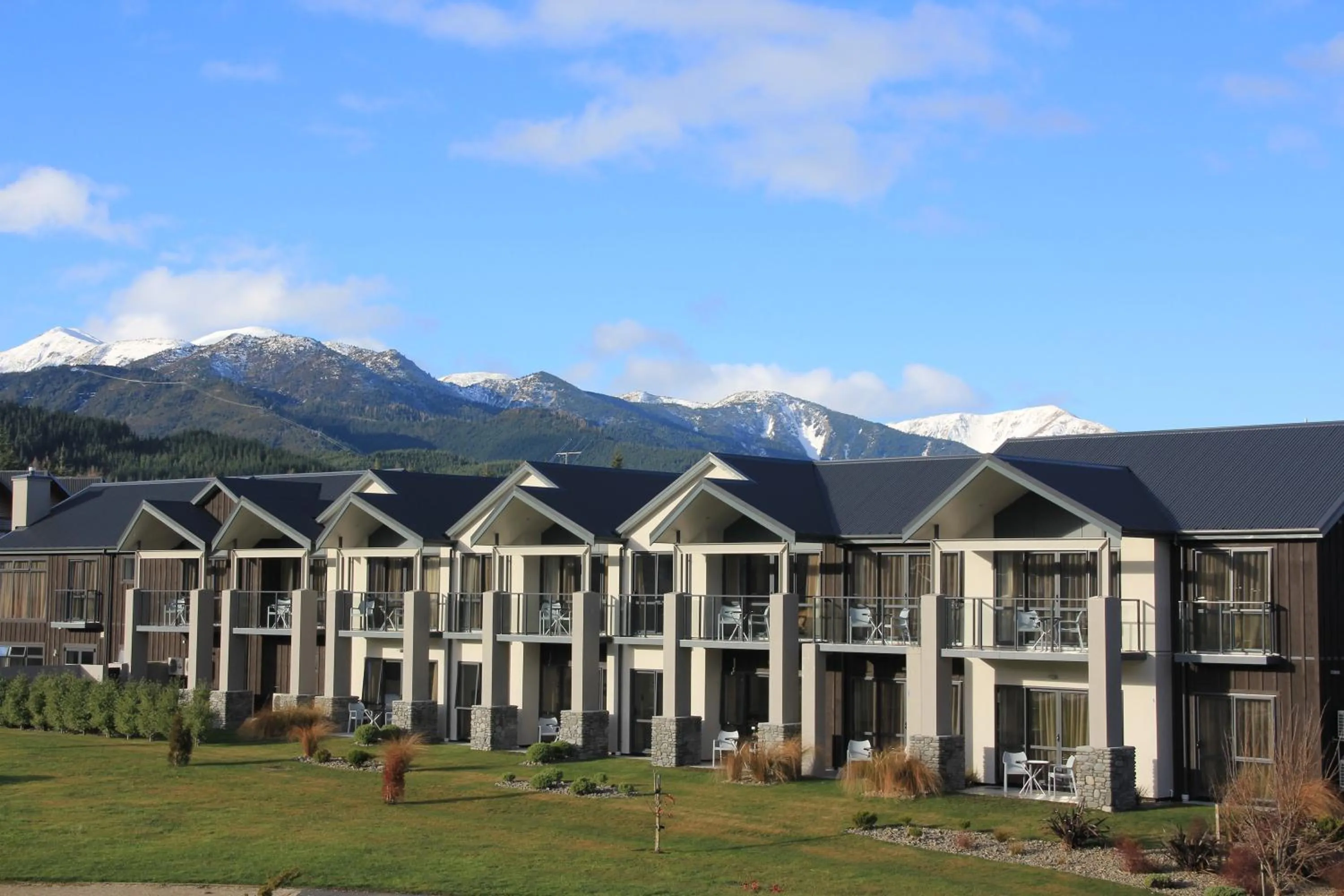 Area and facilities in The St James Premium Accommodation