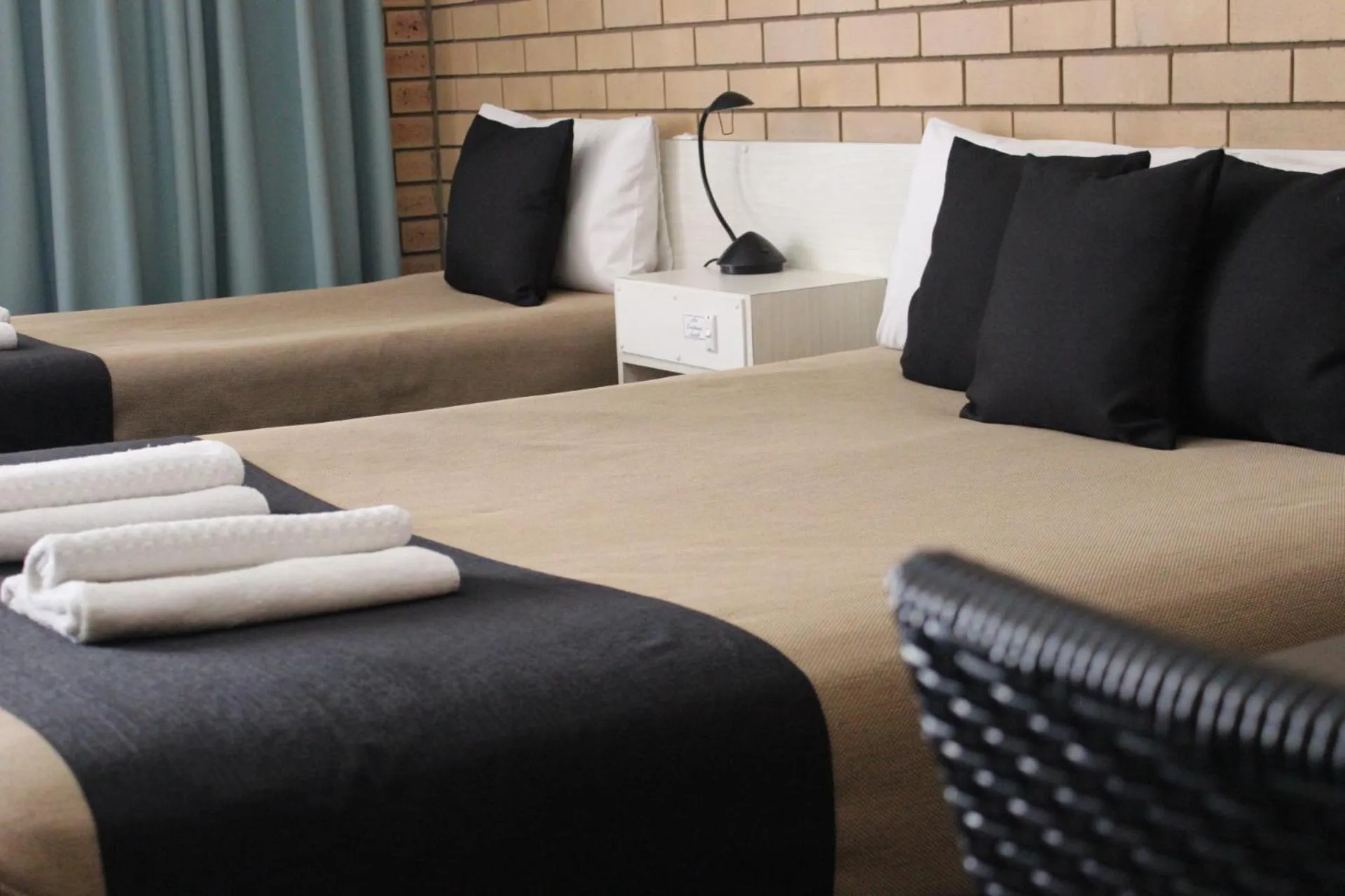 Bed in Golden Harvest Motor Inn Moree