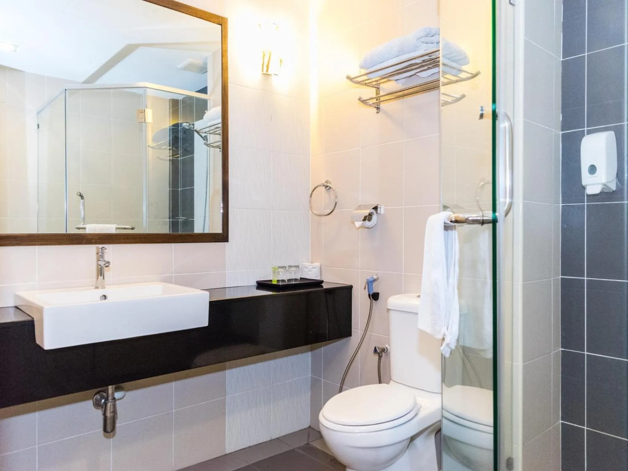 Shower in MH Sentral Hotel Sg Siput