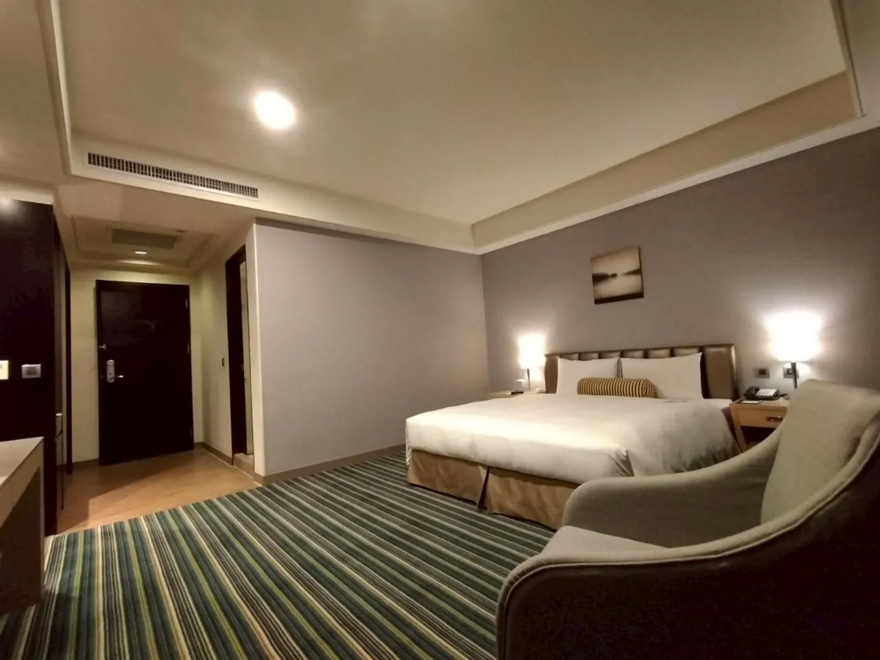 Bed in Urban Hotel33