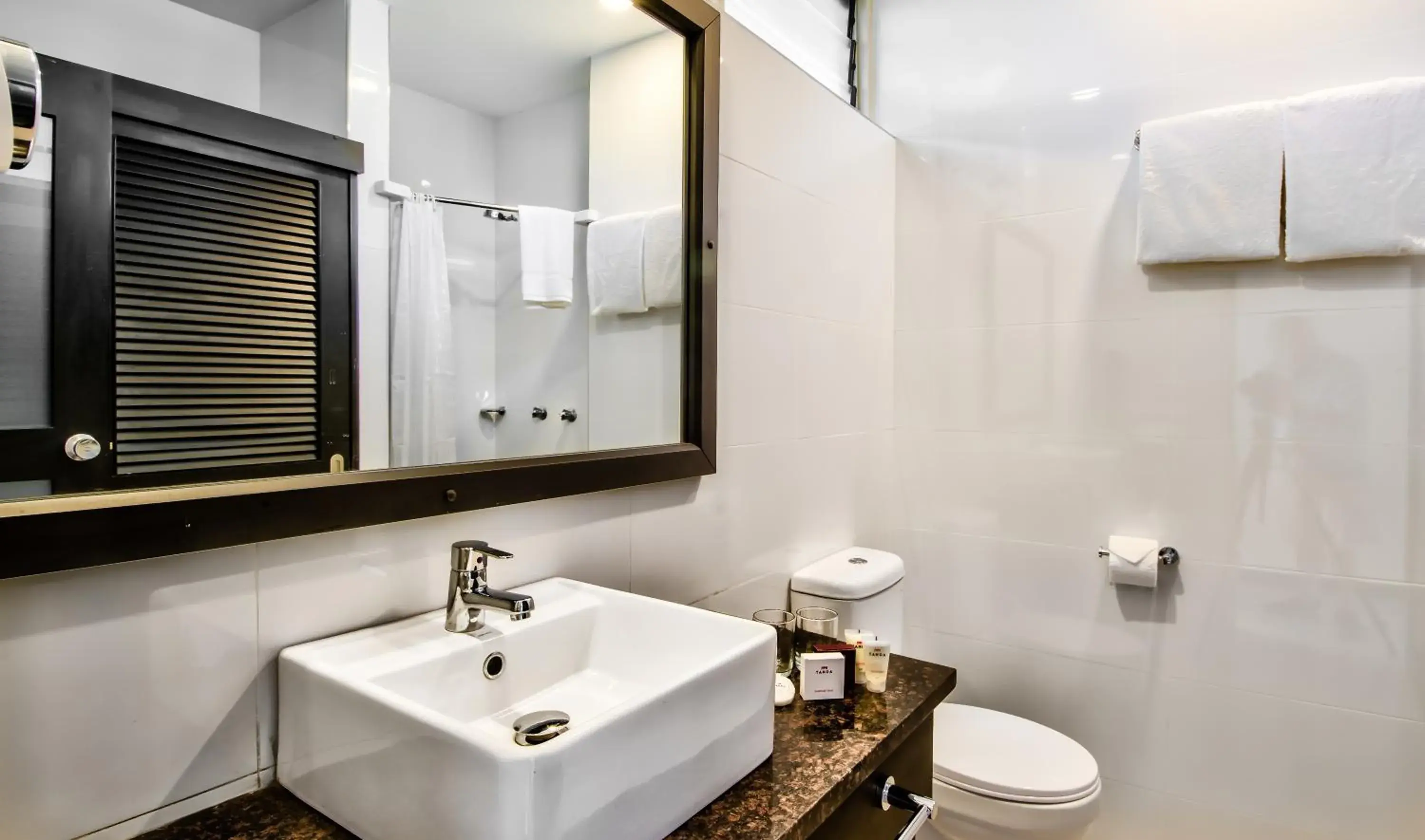 Executive King Room in Tanoa Rakiraki Hotel Executive King Room in Tanoa Rakiraki Hotel