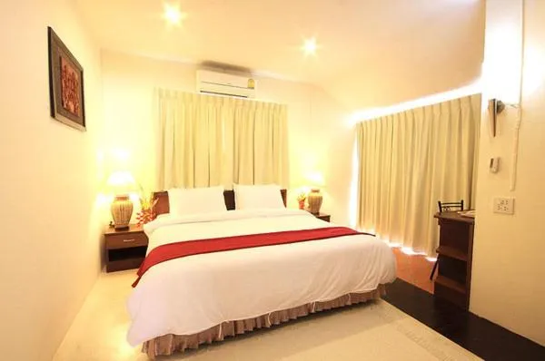 Bed in Pangrujee Resort