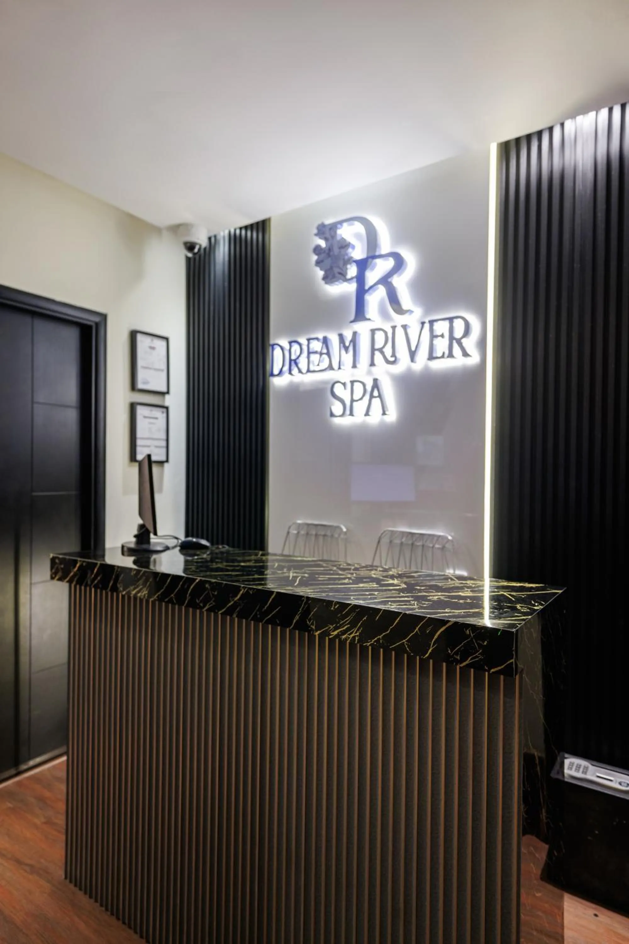 Massage in The Royal Riviera Hotel Doha