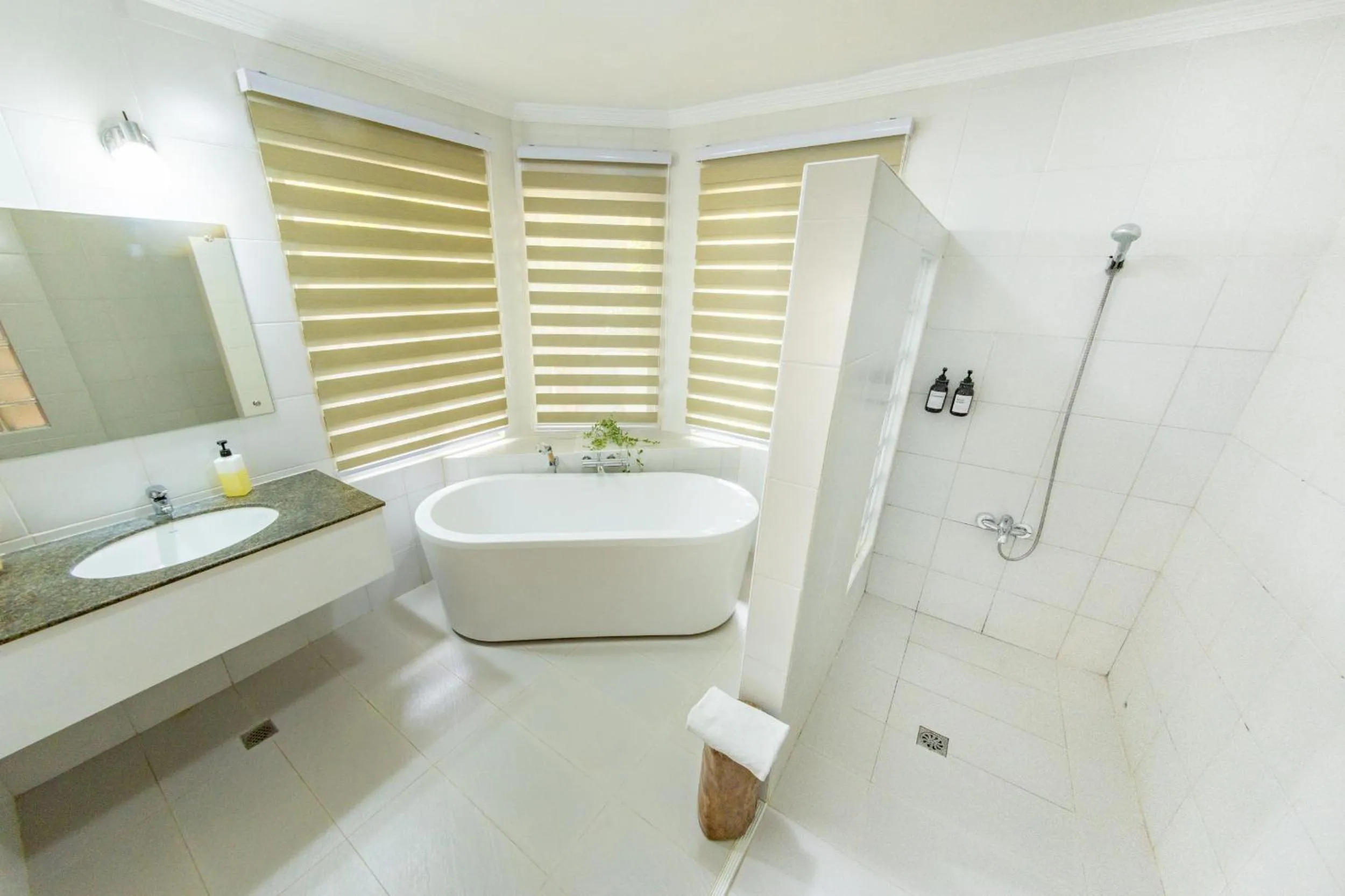 Bathroom in Palms Cove Resort