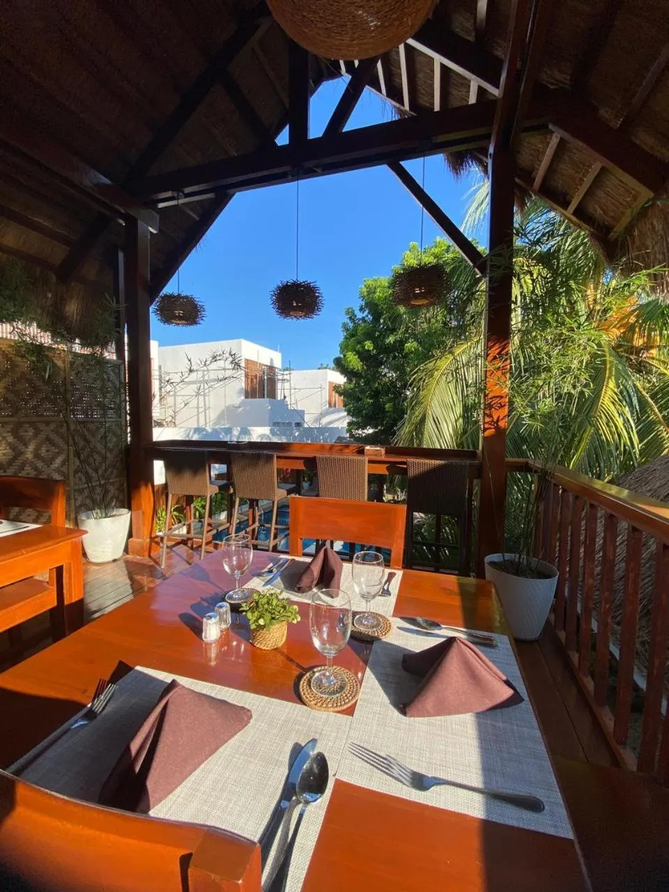 Restaurant/places to eat in Palms Cove Resort