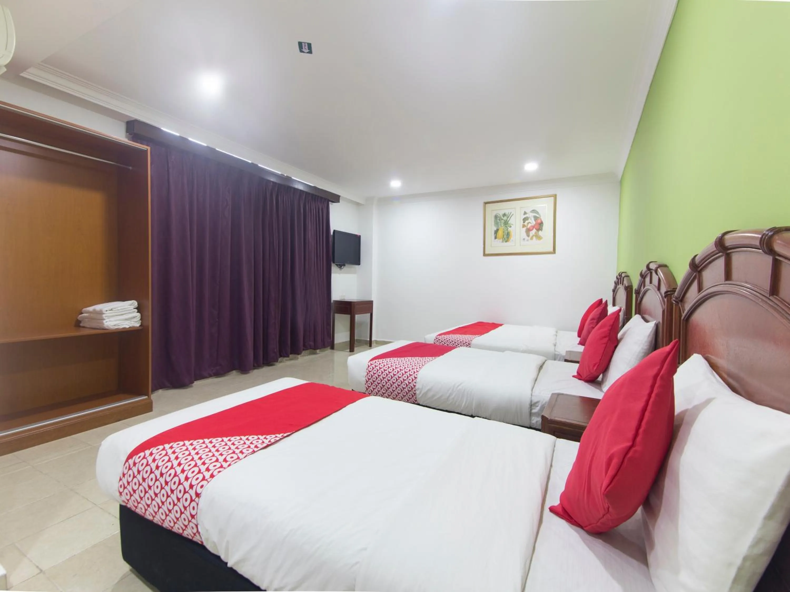 Bedroom in OYO 805 Hotel Run Star