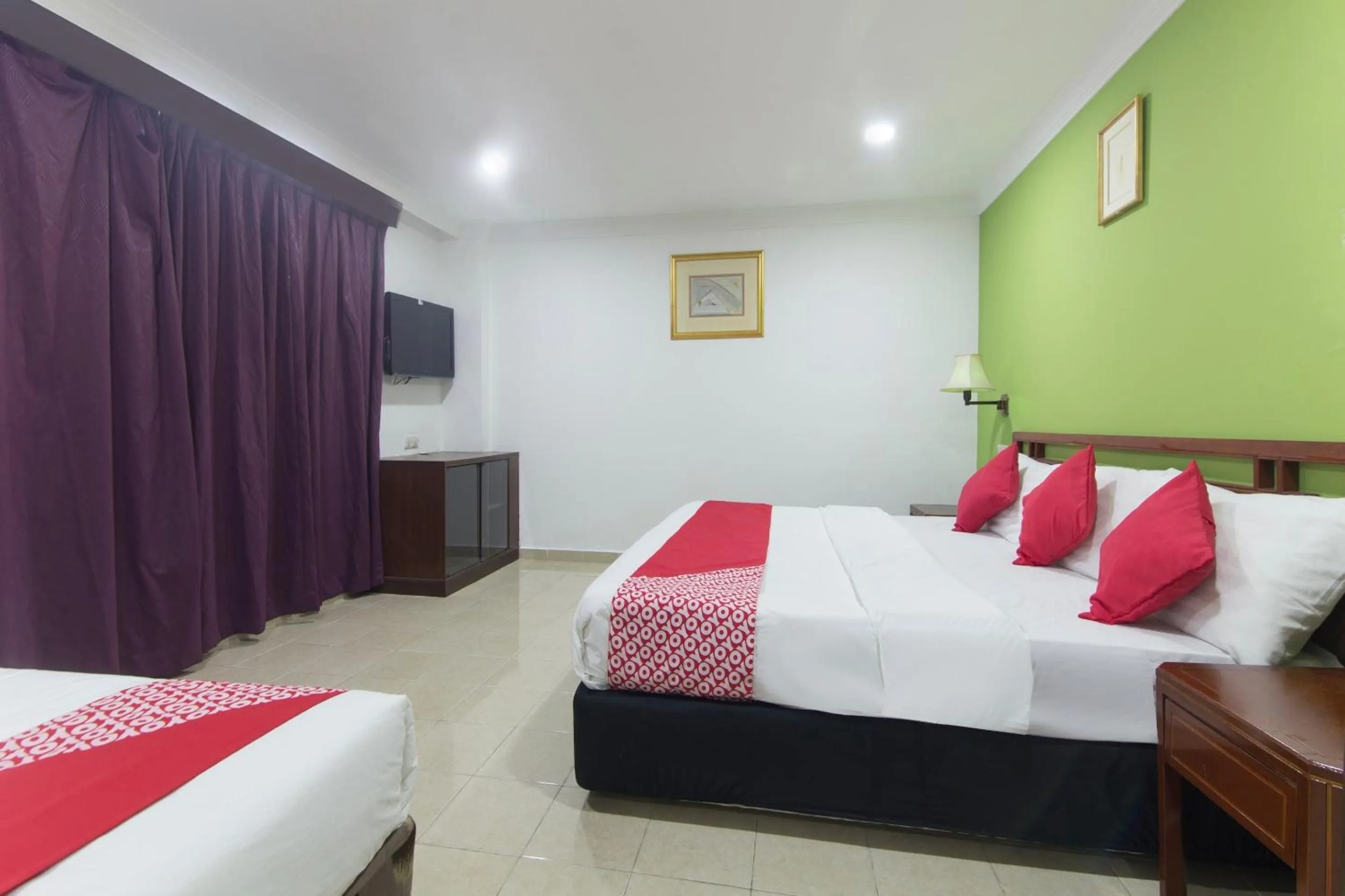 Bedroom in OYO 805 Hotel Run Star