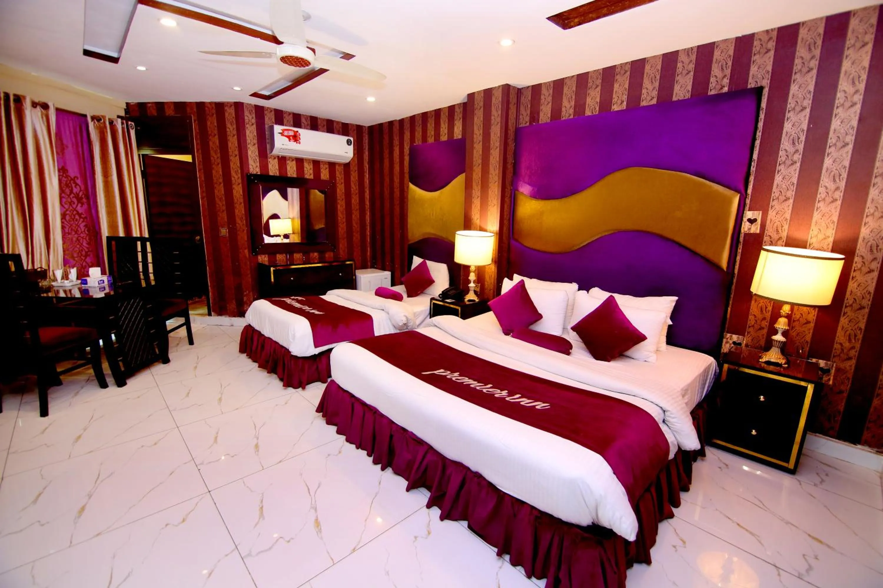 Bedroom, Bed in Premier Inn Gulberg Lahore