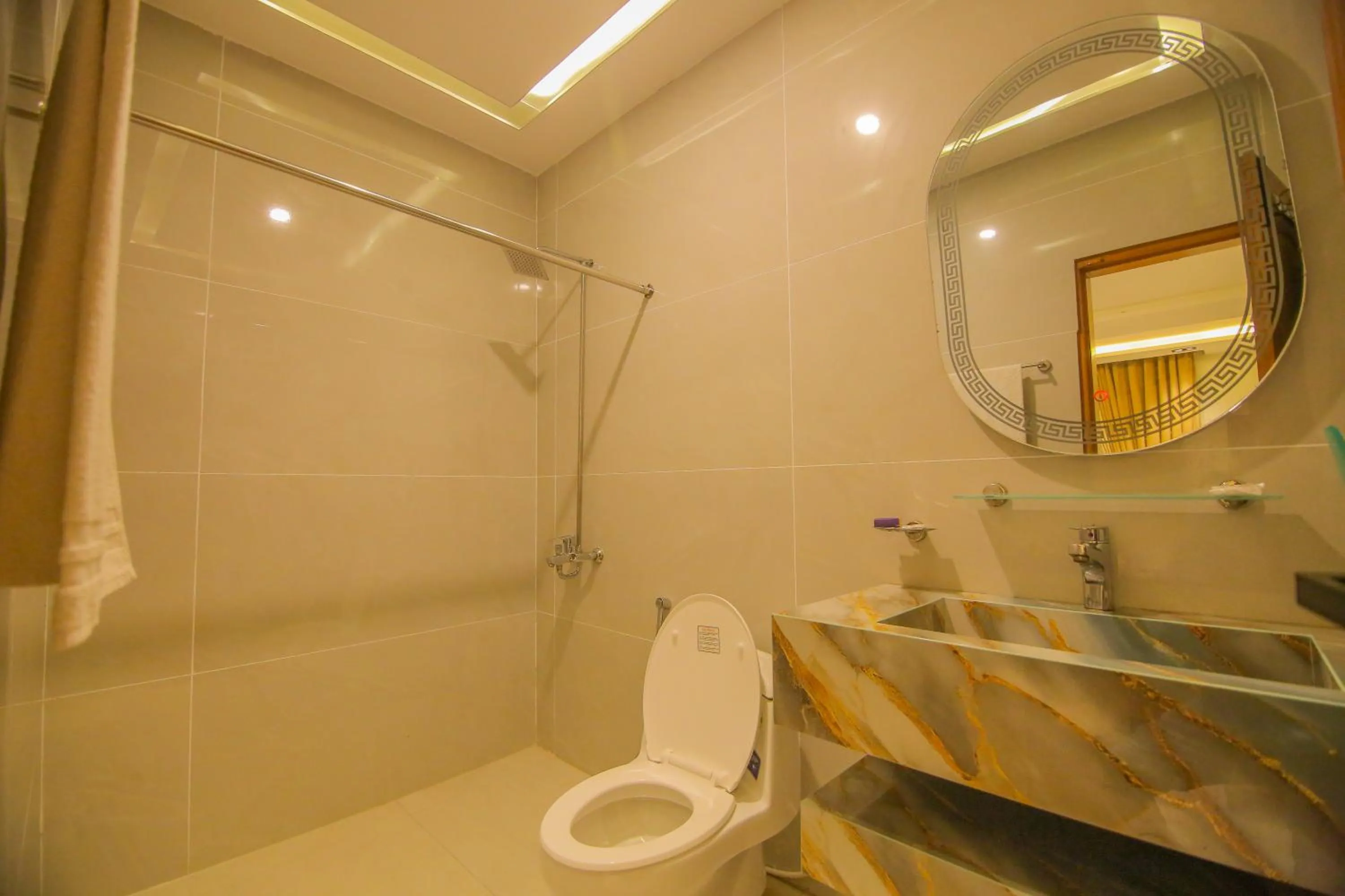 Bathroom in Premier Inn Gulberg Lahore