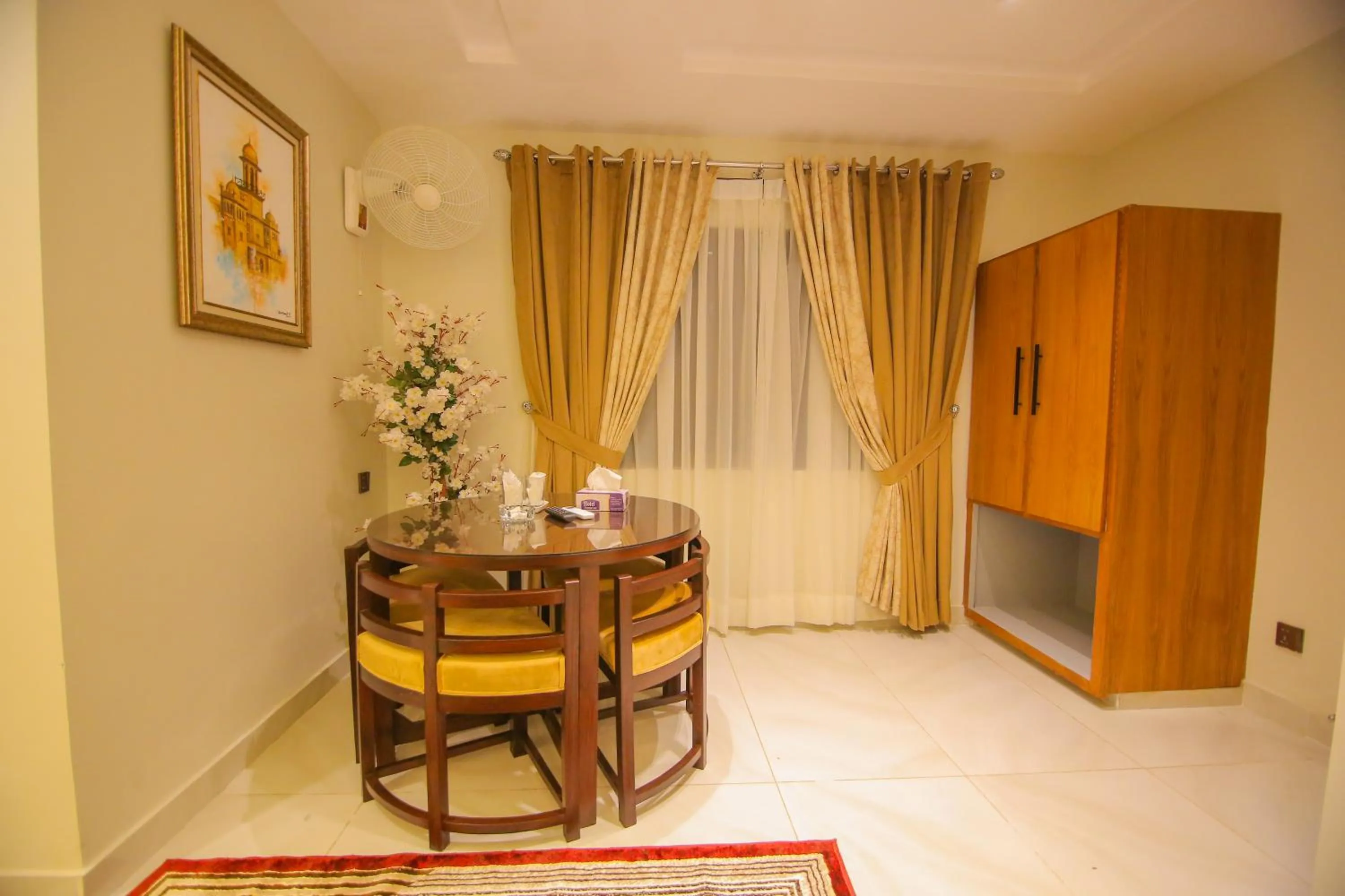 Seating area in Premier Inn Gulberg Lahore