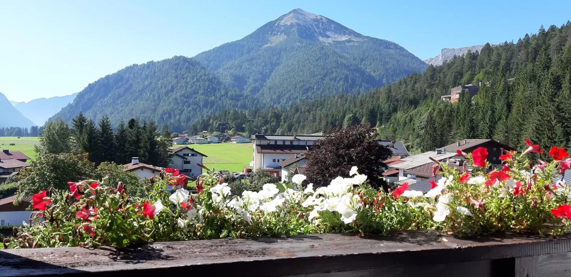Balcony/Terrace in Hotel Achentalerhof