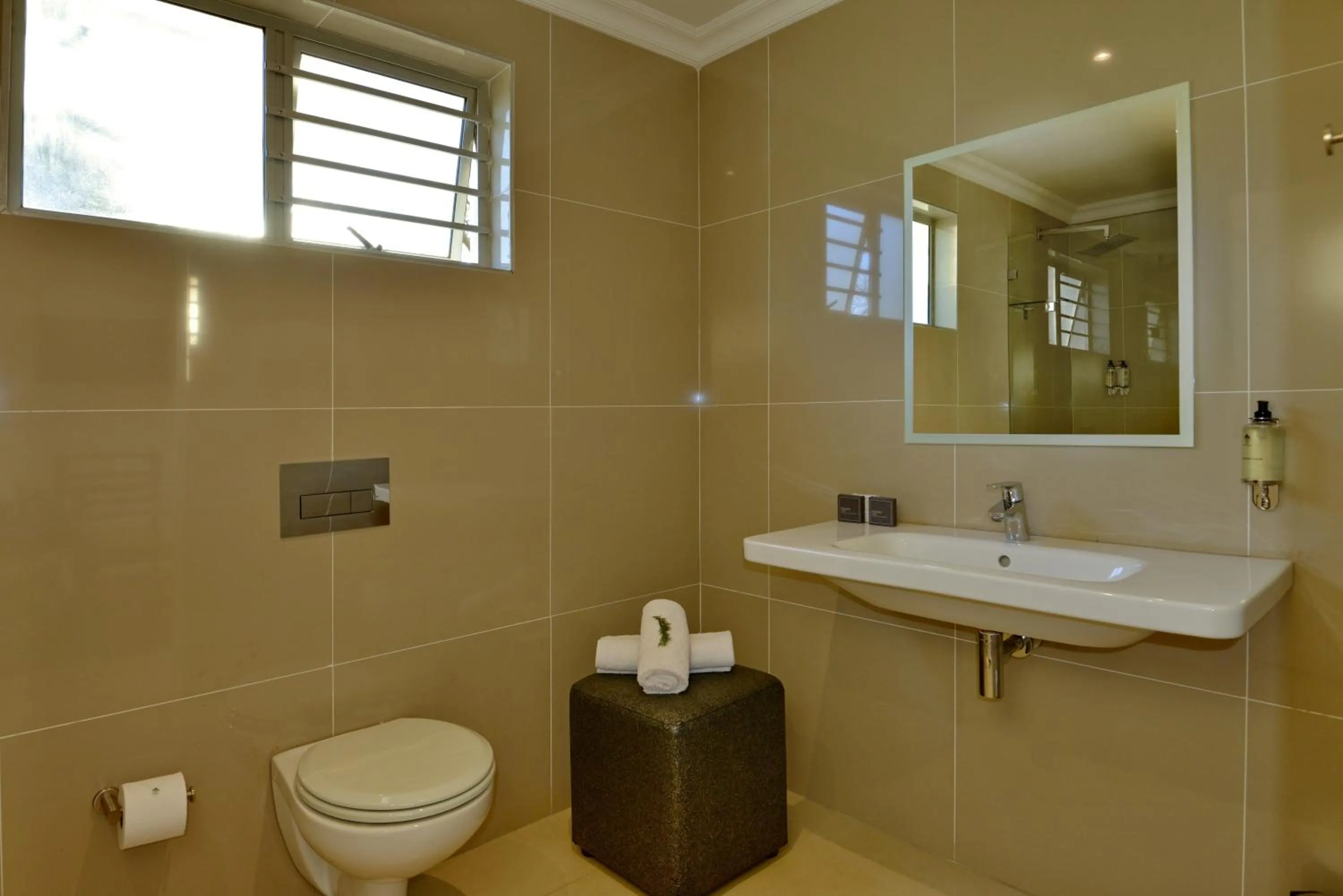 Bathroom in Val Du Charron Wine & Leisure Estate