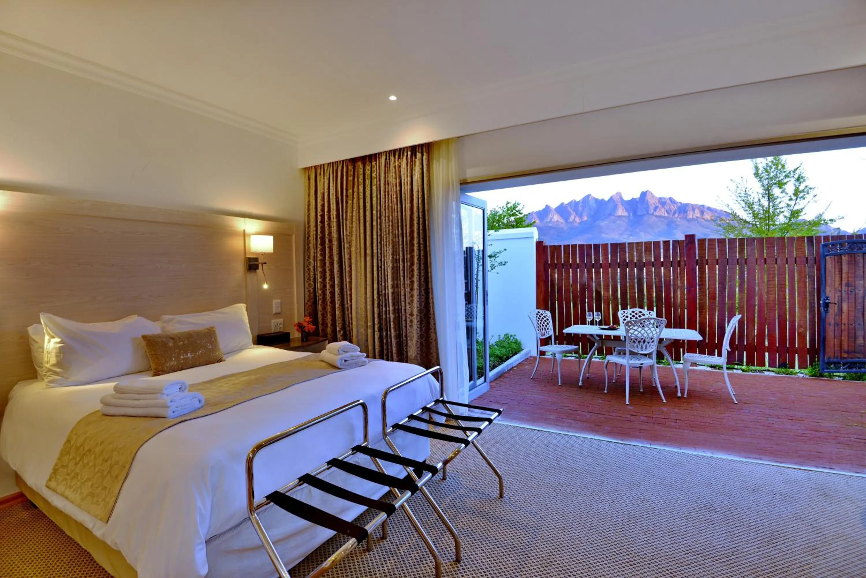 Photo of the whole room, Bed in Val Du Charron Wine & Leisure Estate