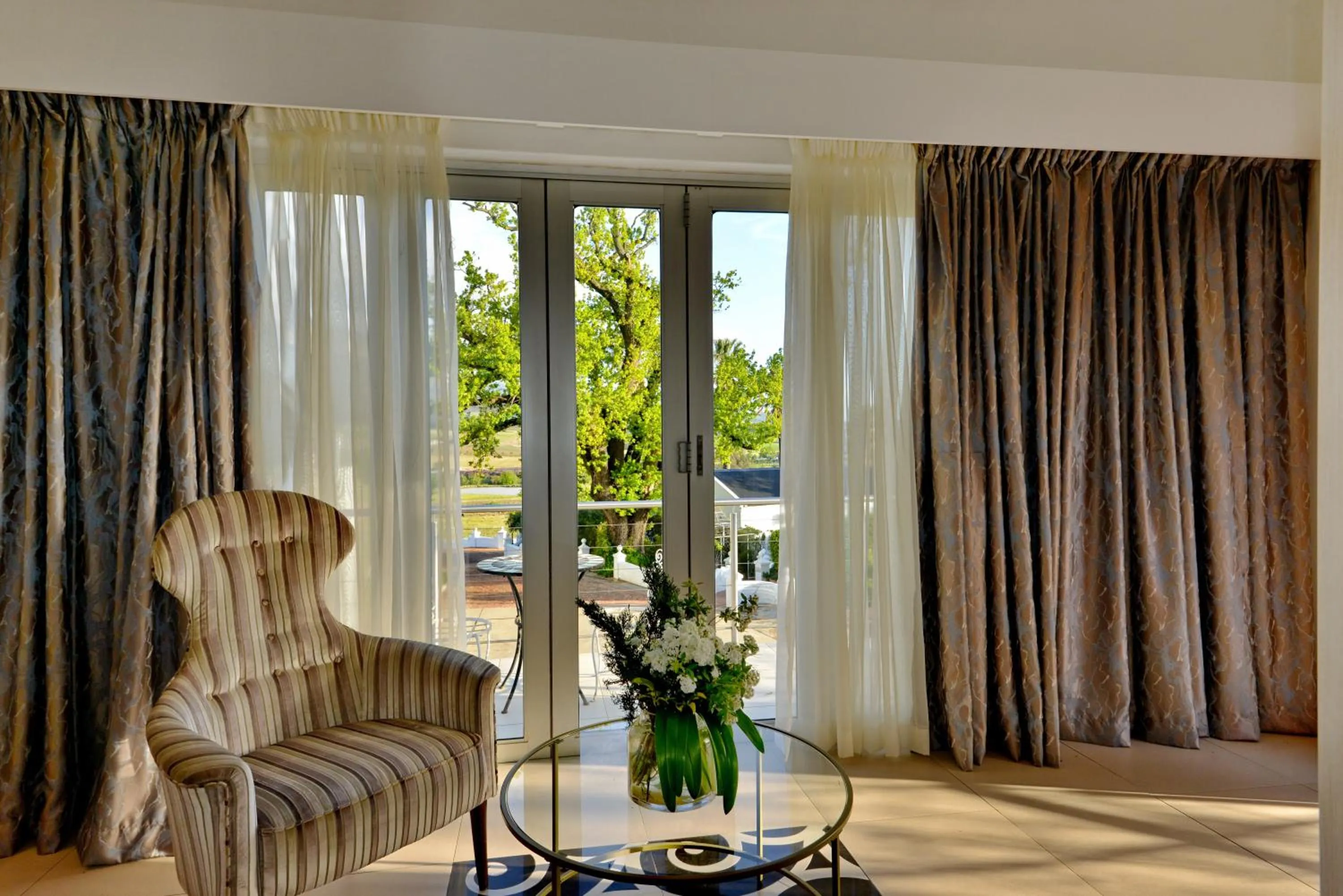 Seating area in Val Du Charron Wine & Leisure Estate