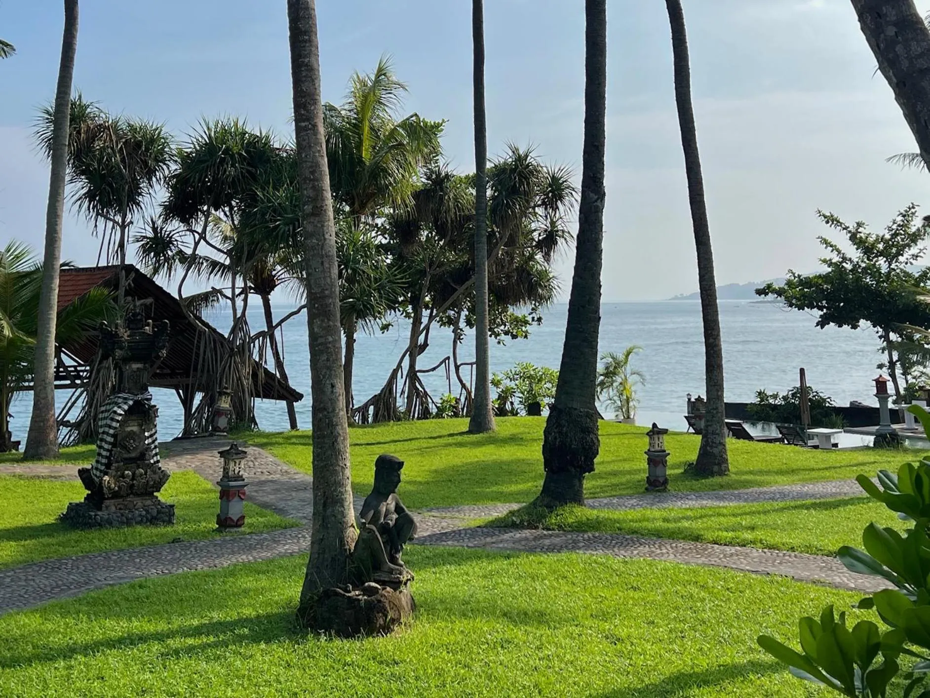 Garden view in The Palms - Seraya Shores Retreat Bali
