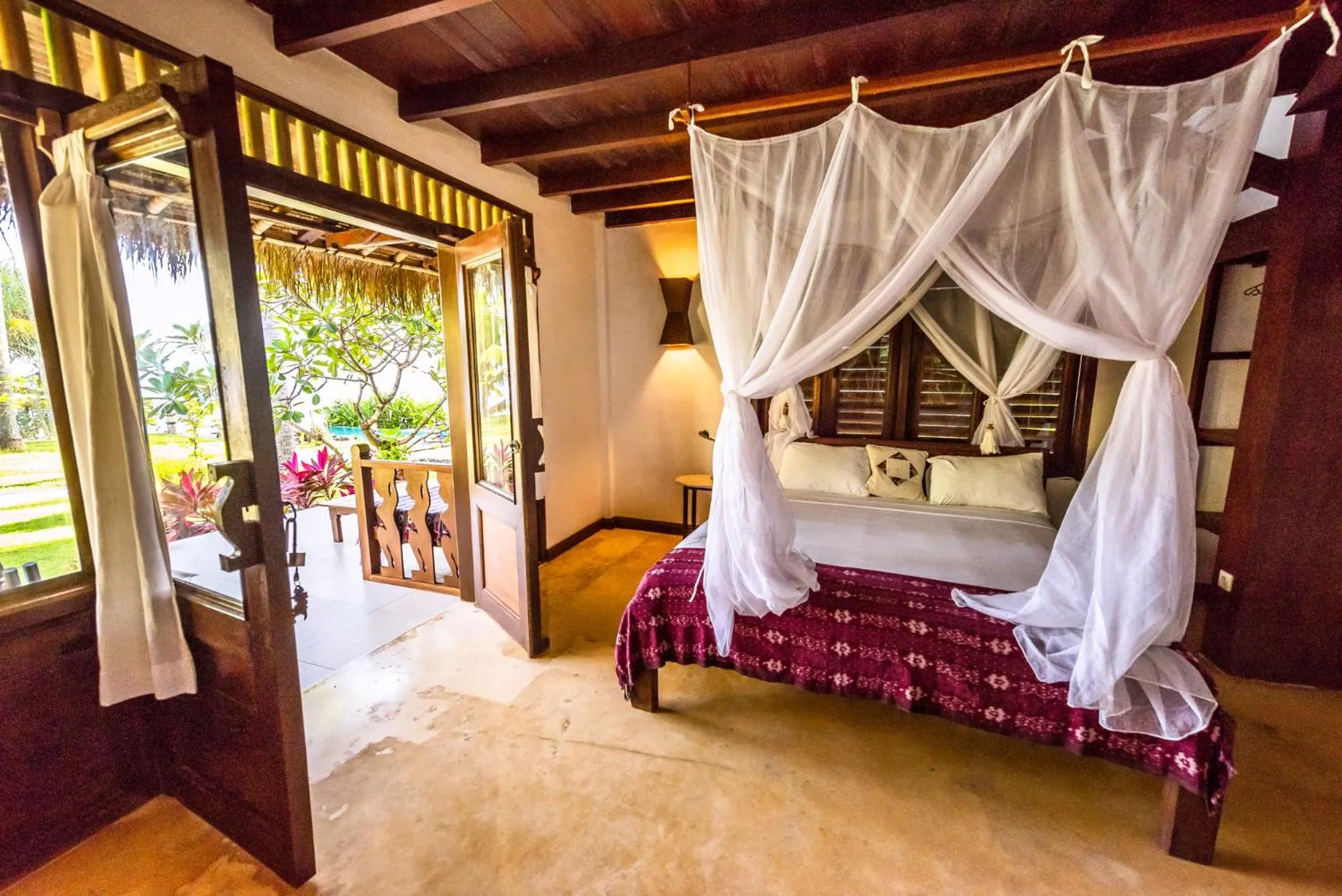 Photo of the whole room, Bed in Seraya Shores Bali