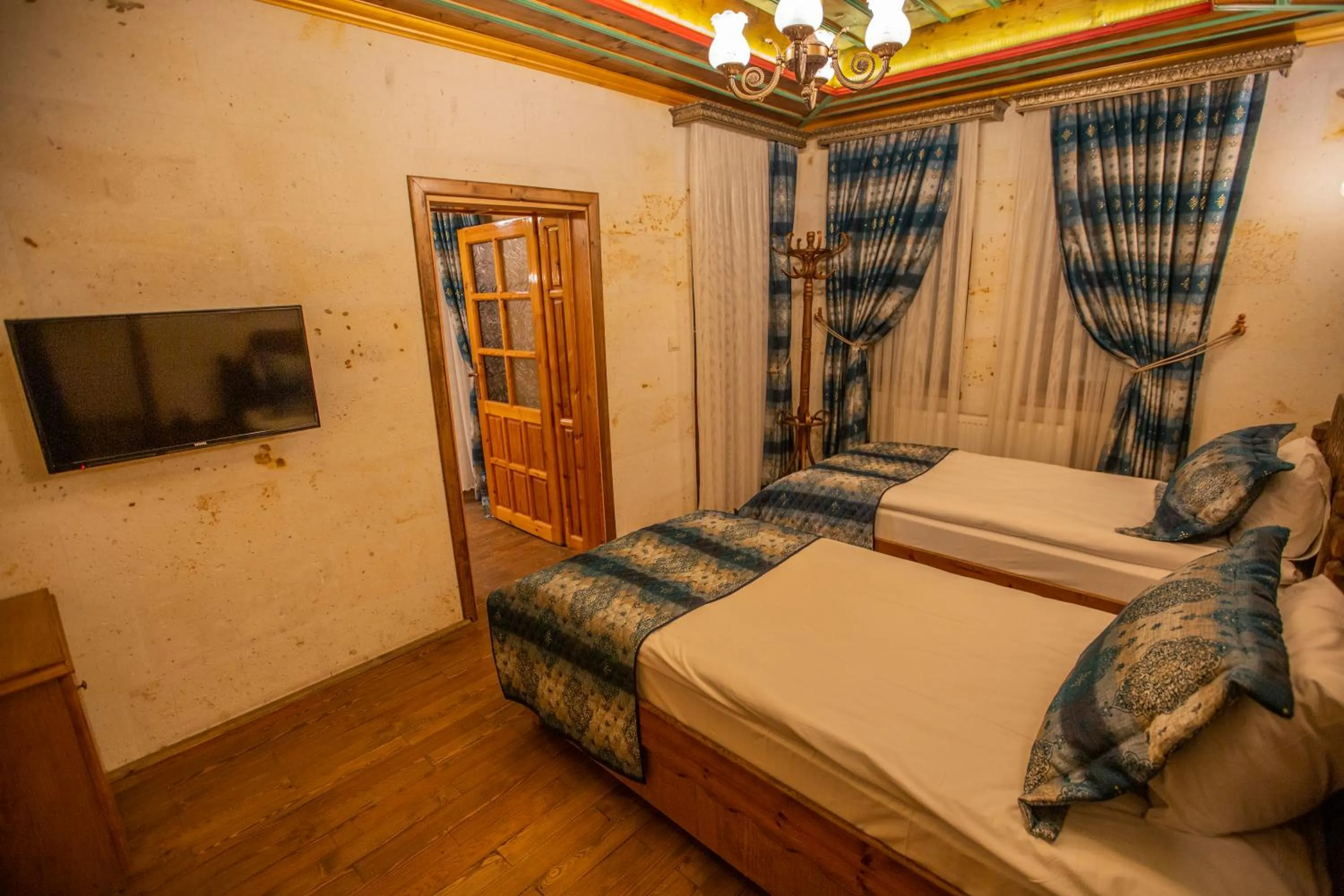 Photo of the whole room, Bed in Göreme Reva Hotel