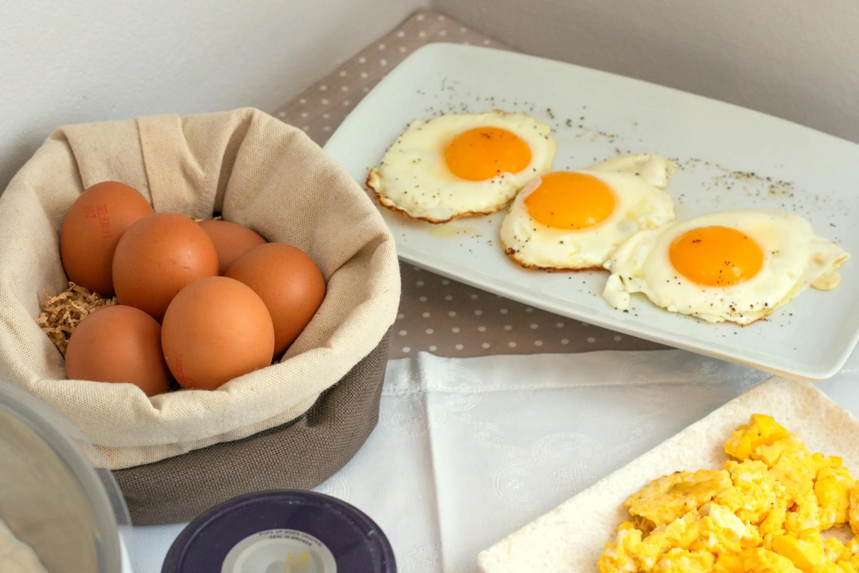 Breakfast in Konstantinos