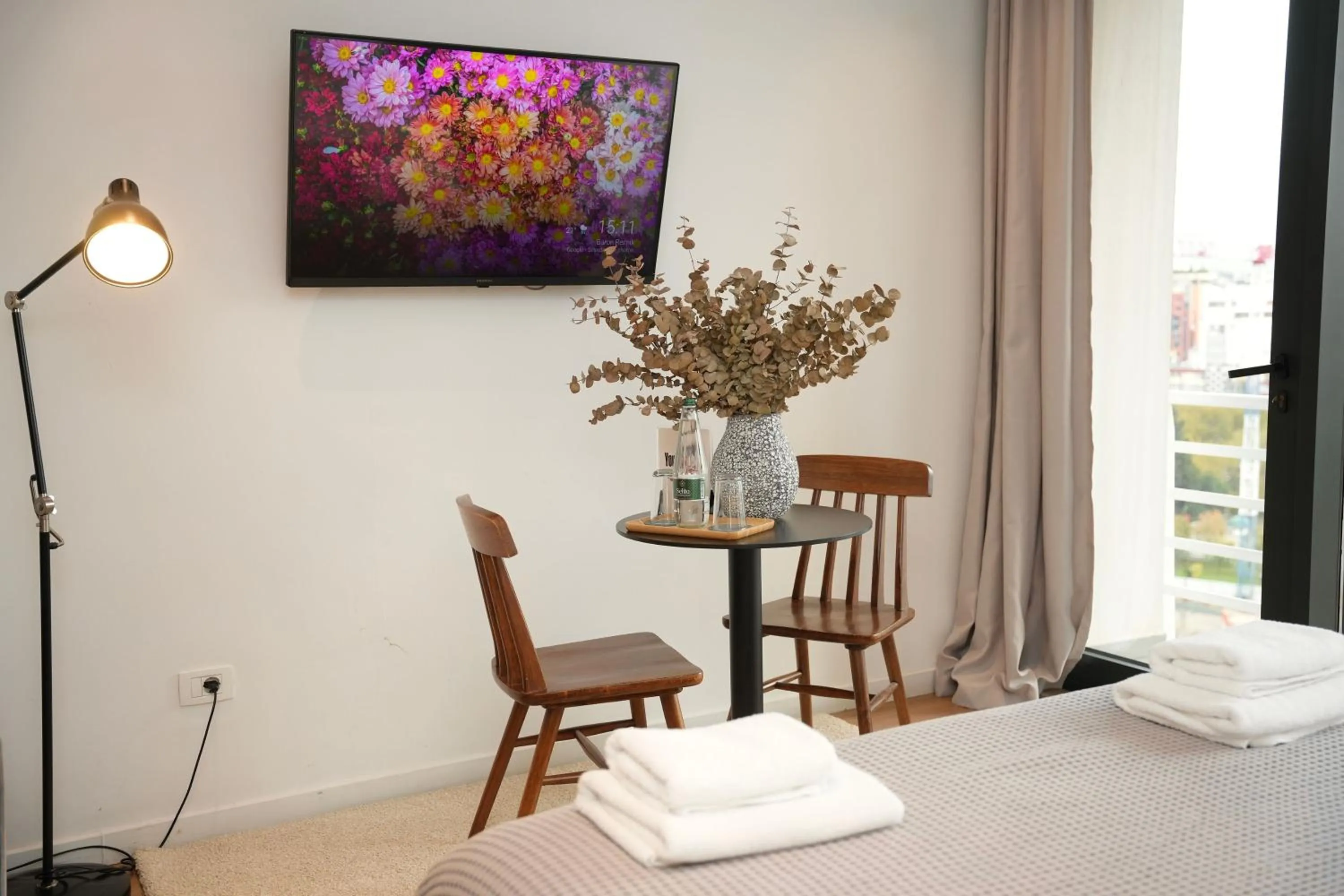 TV and multimedia, Bed in Rooftop Tirana