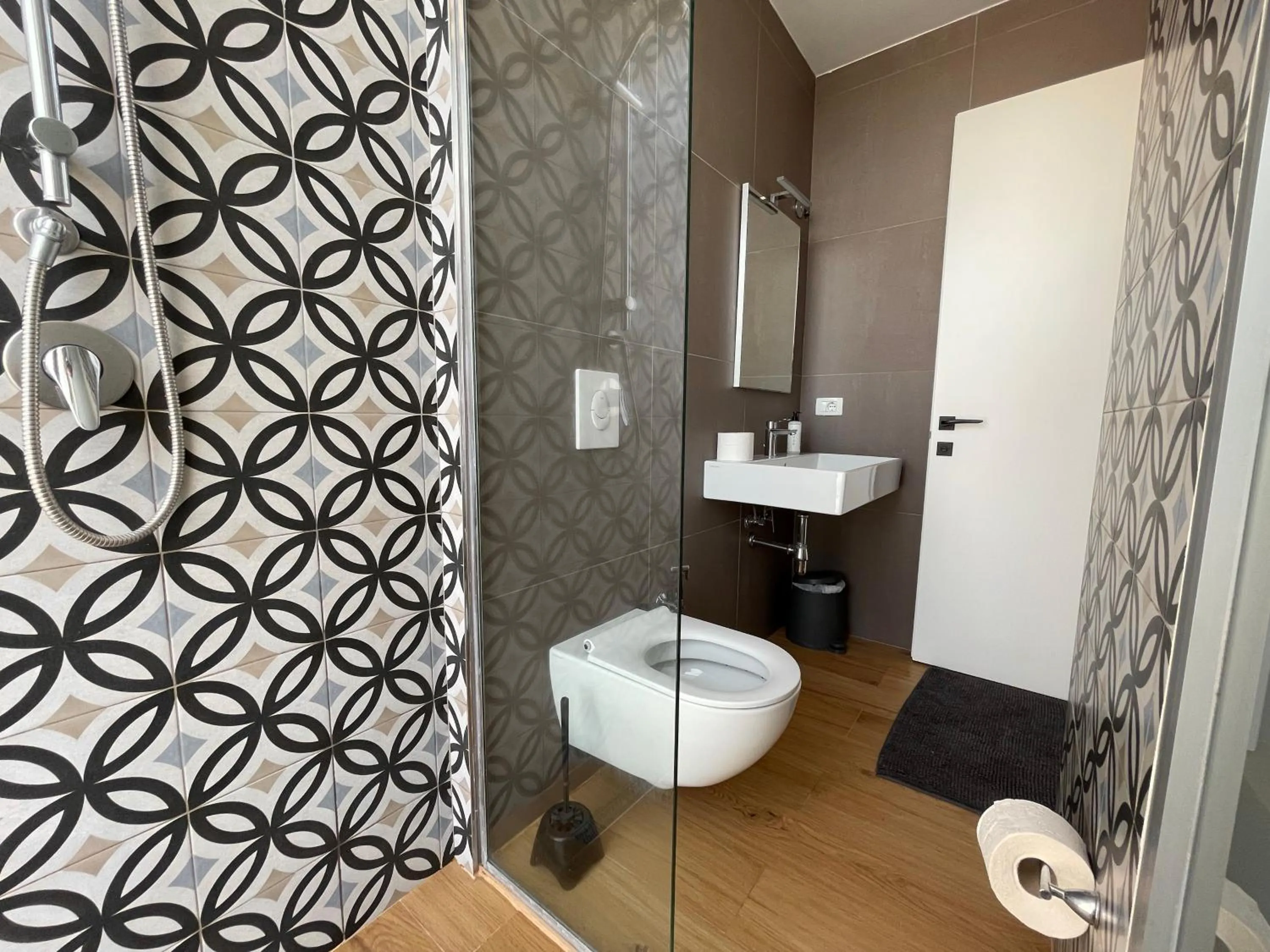 Shower in Rooftop Tirana