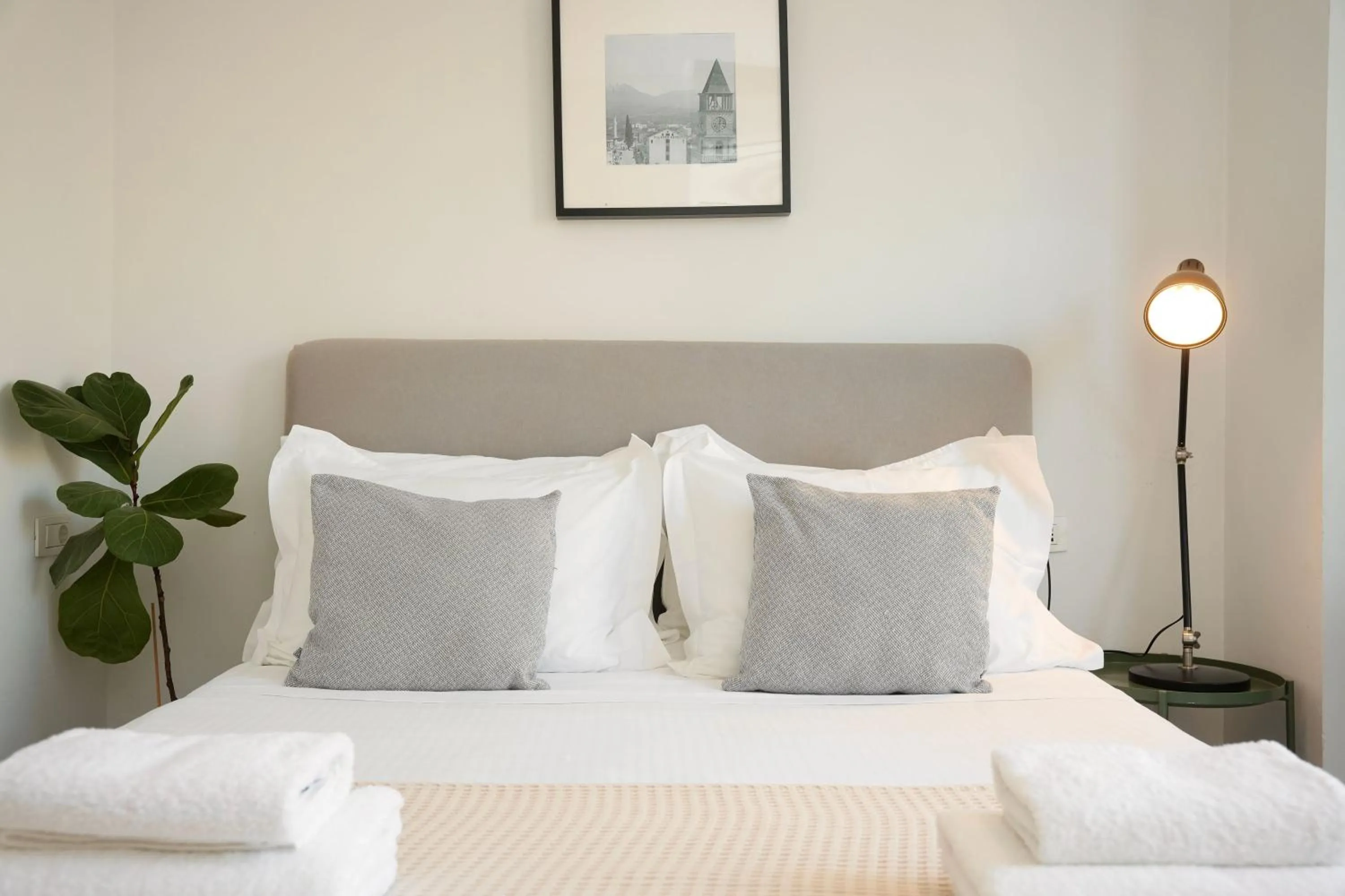 Bed in Rooftop Tirana