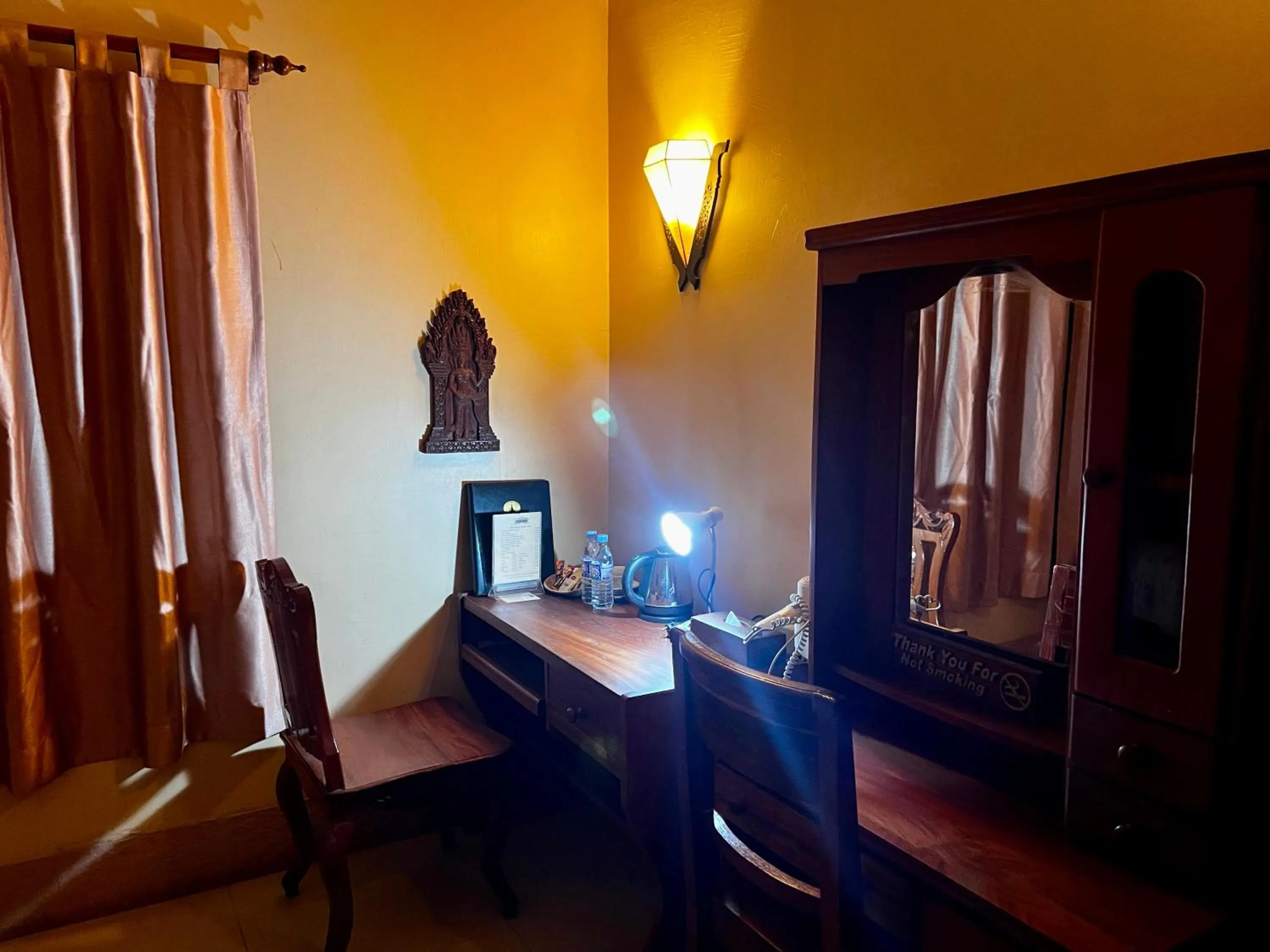 Seating area, Bed in Shining Angkor Apartment Hotel