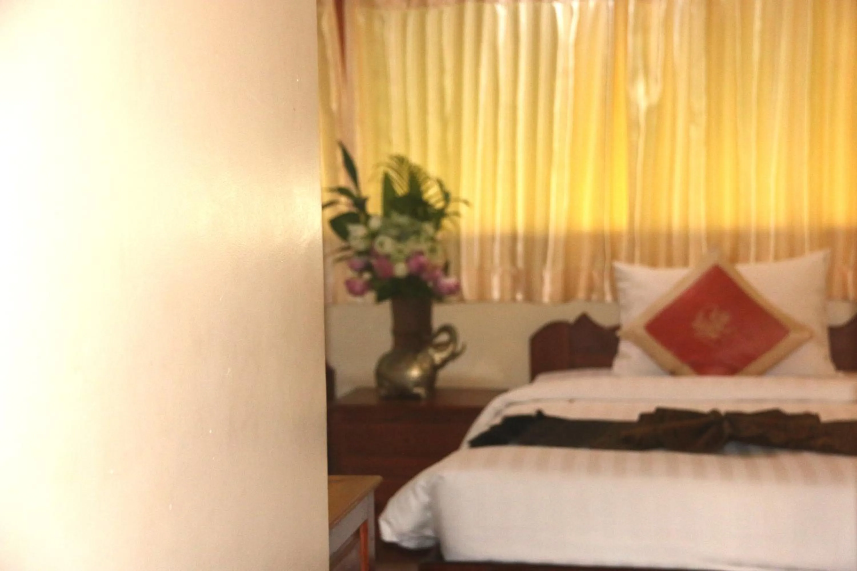 Bed in Shining Angkor Apartment Hotel