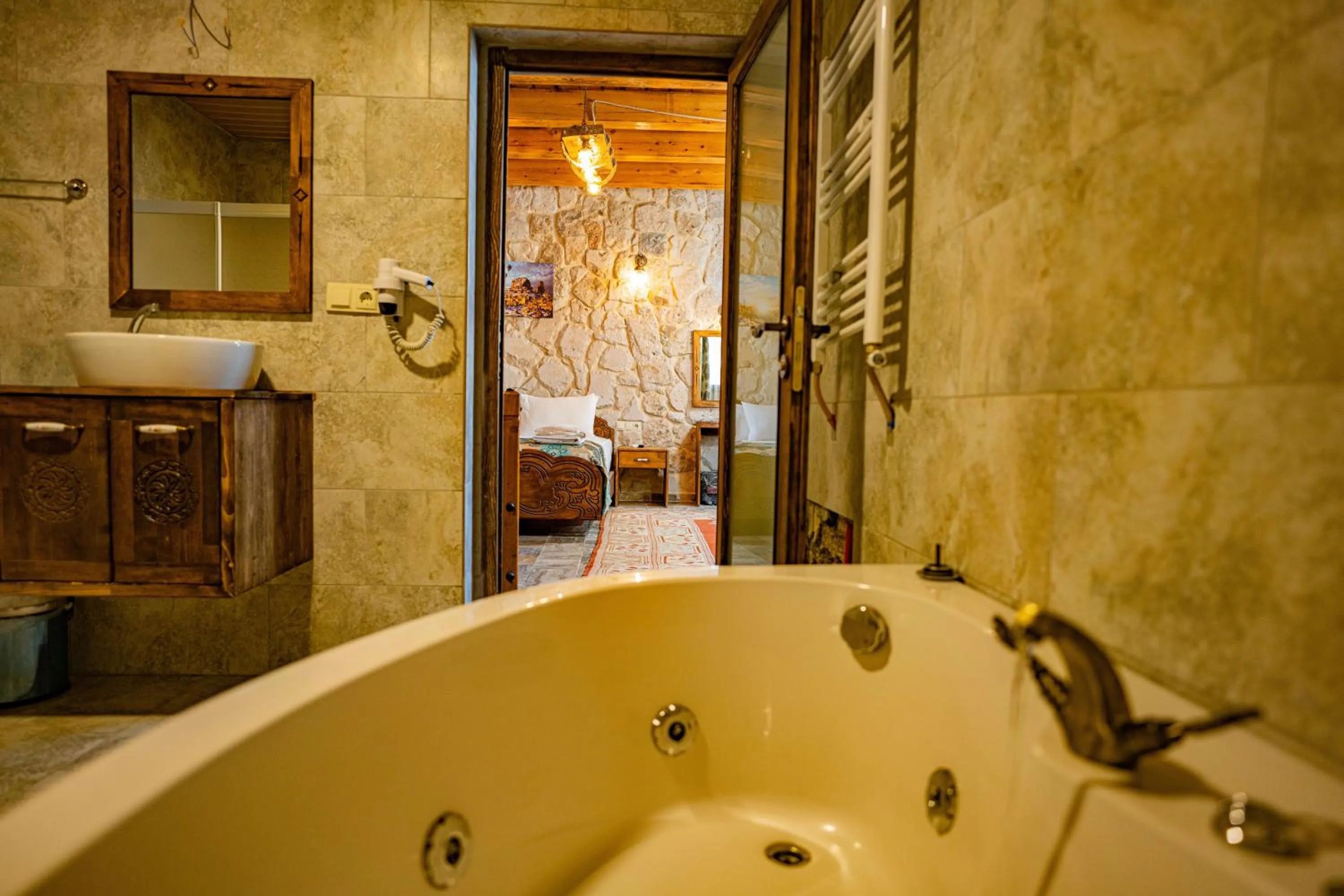 Hot Tub in Cappadocia Caves Hotel