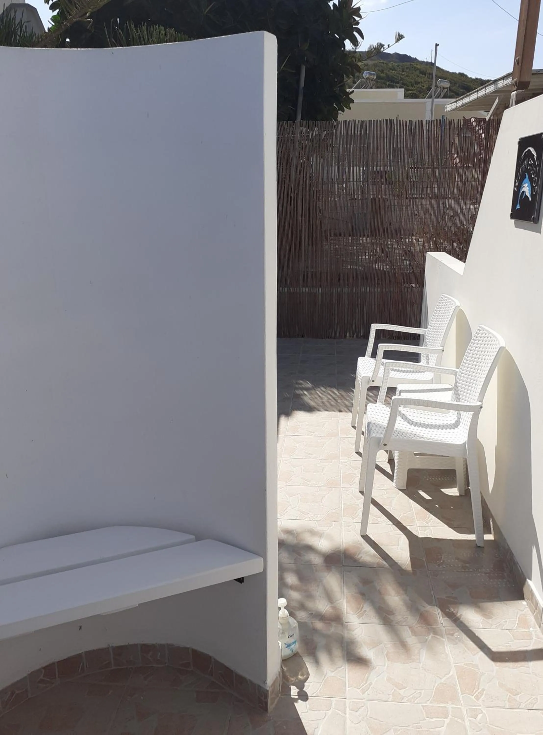 Shower in Delphini Studios - for the disabled