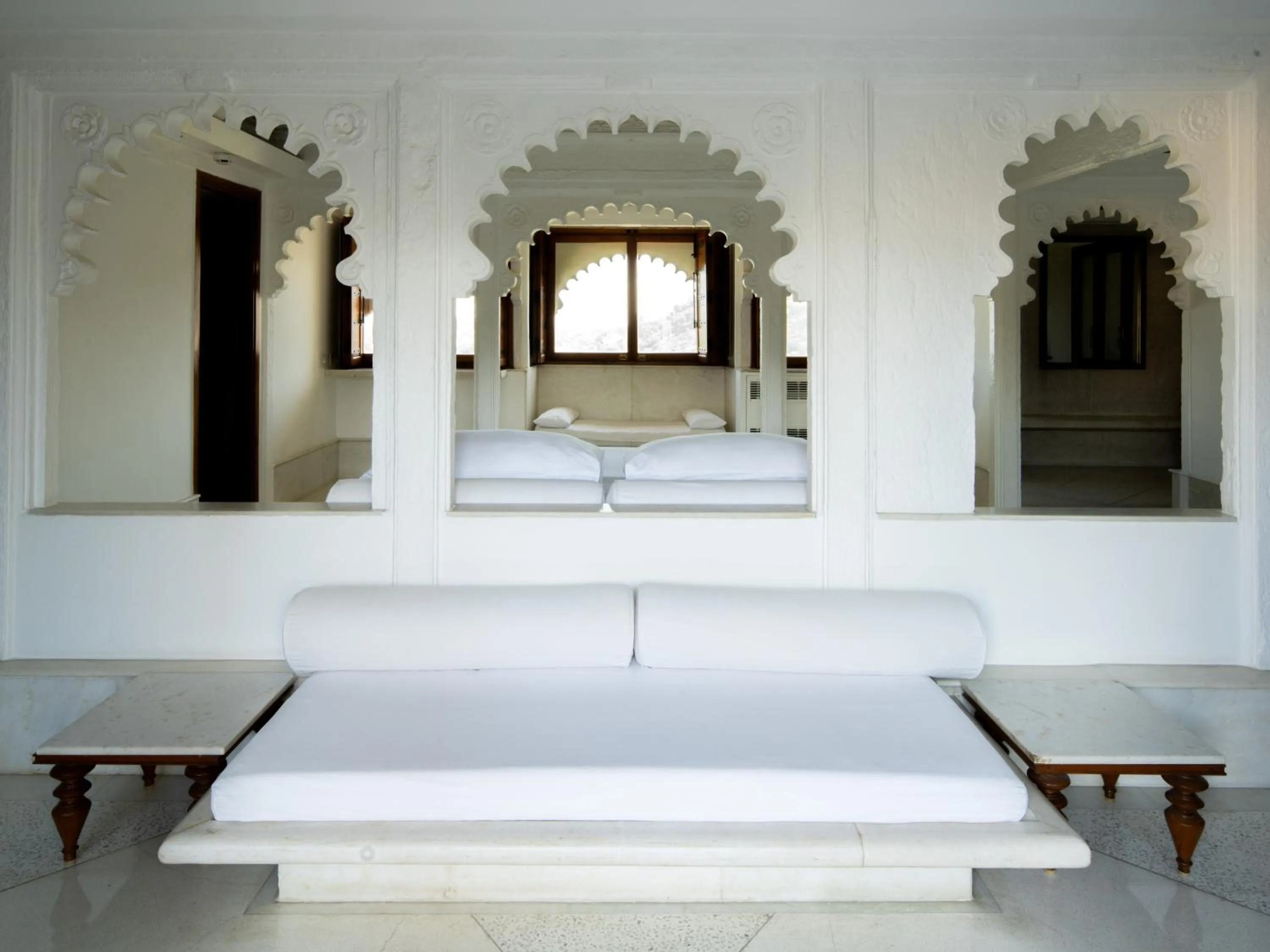 Bedroom in RAAS Devigarh