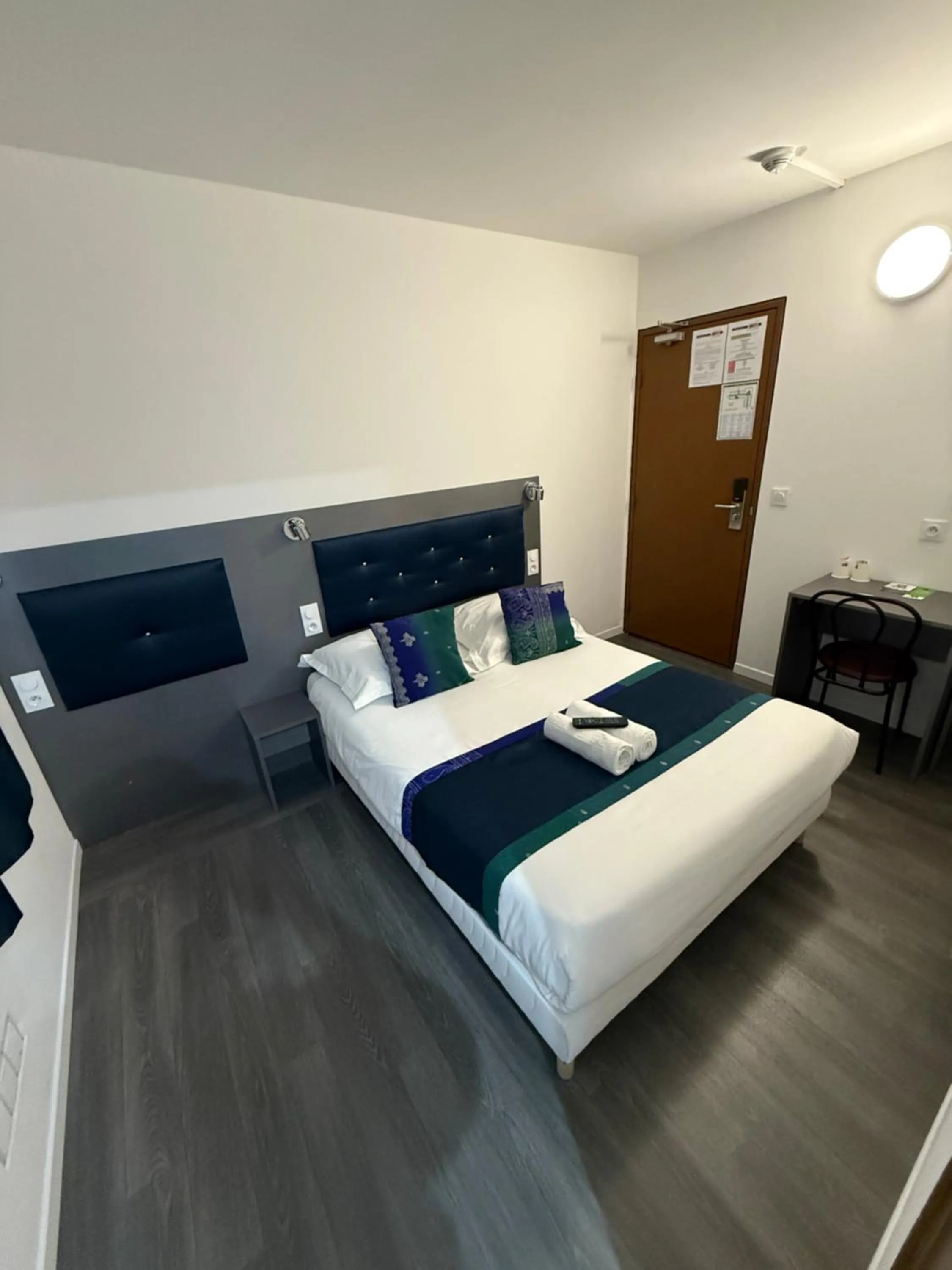 Bed in Fasthotel - Soissons Nord