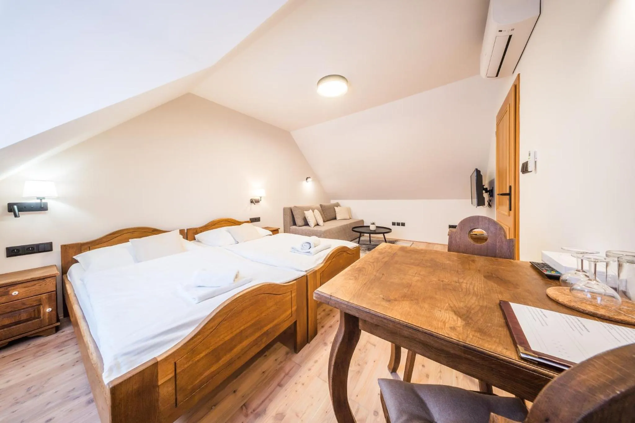 Bed in Bukovanský mlýn