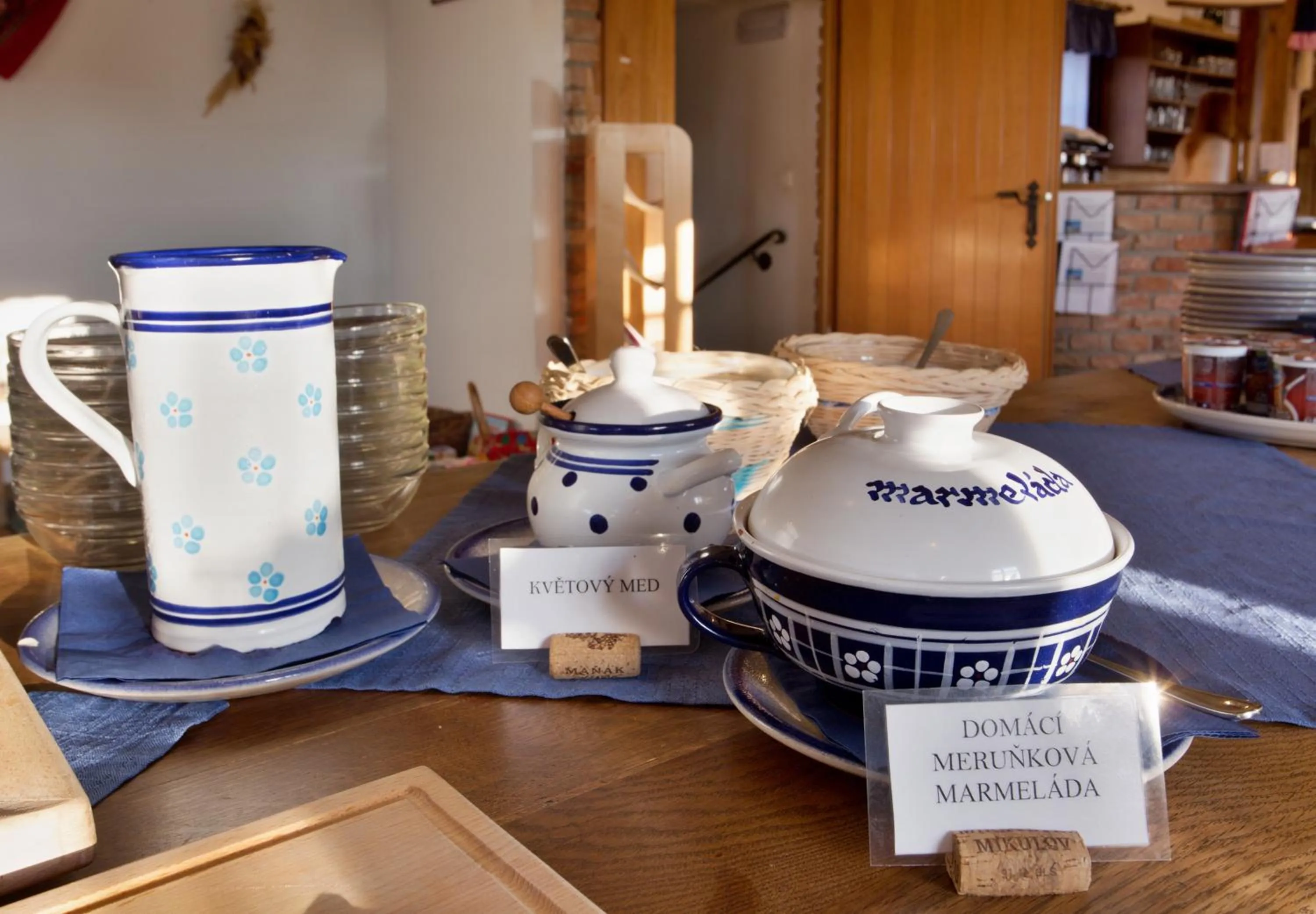 Breakfast in Bukovanský mlýn