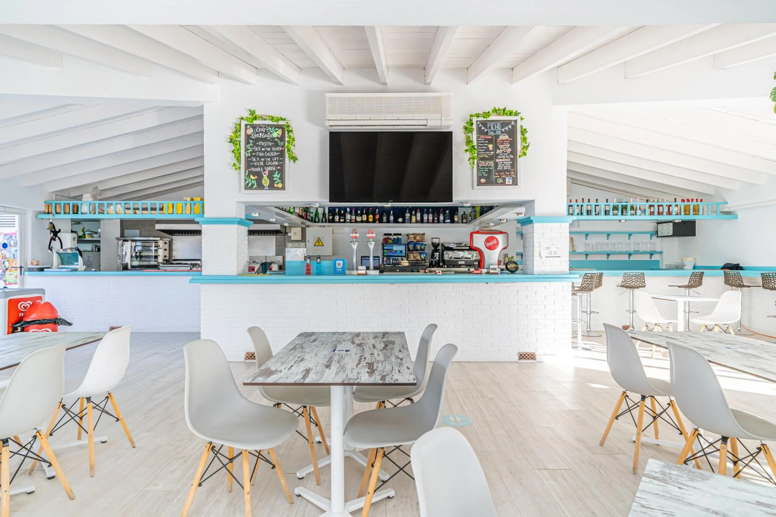 Lounge or bar in Aparthotel Holiday Center