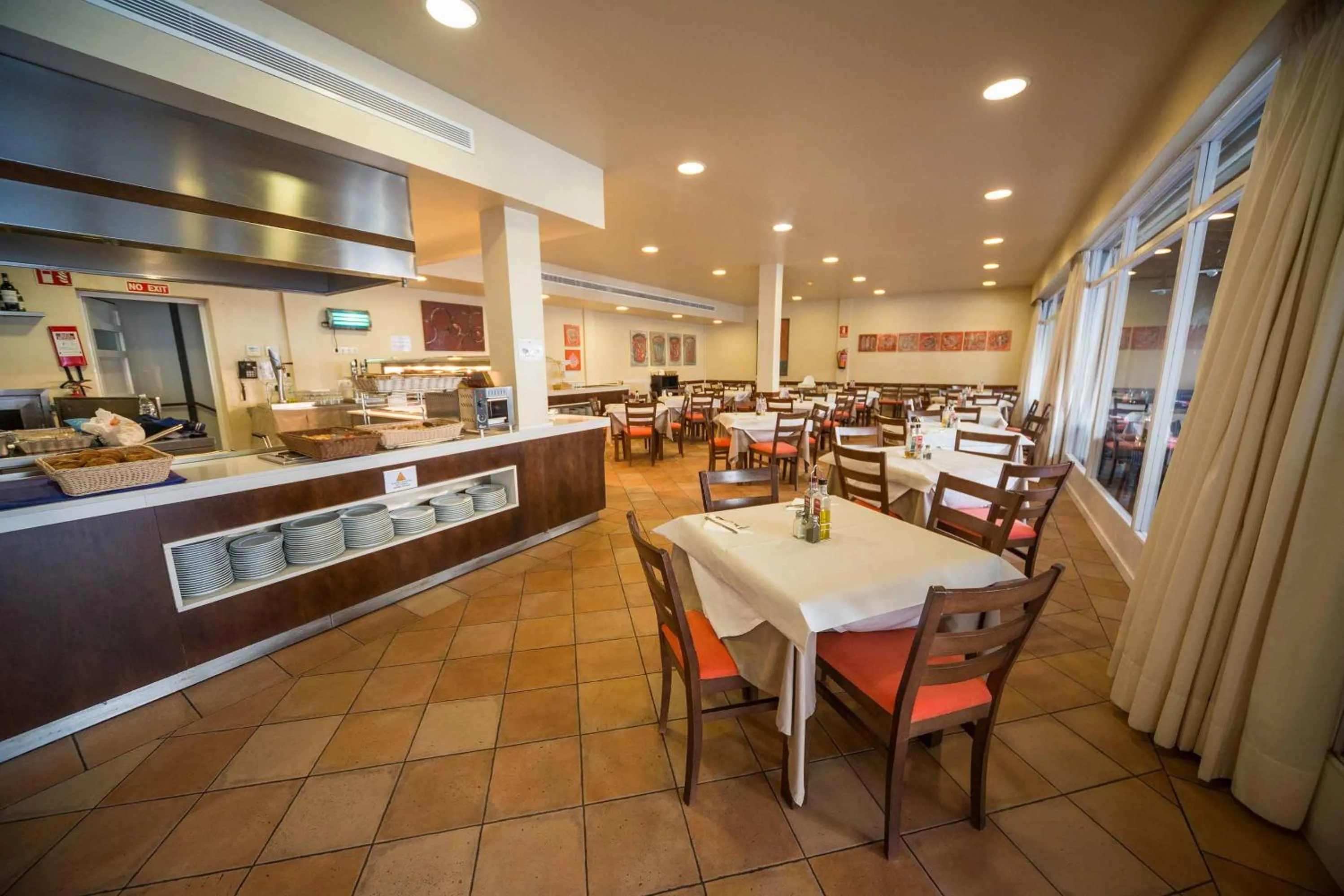 Continental breakfast in Aparthotel Holiday Center