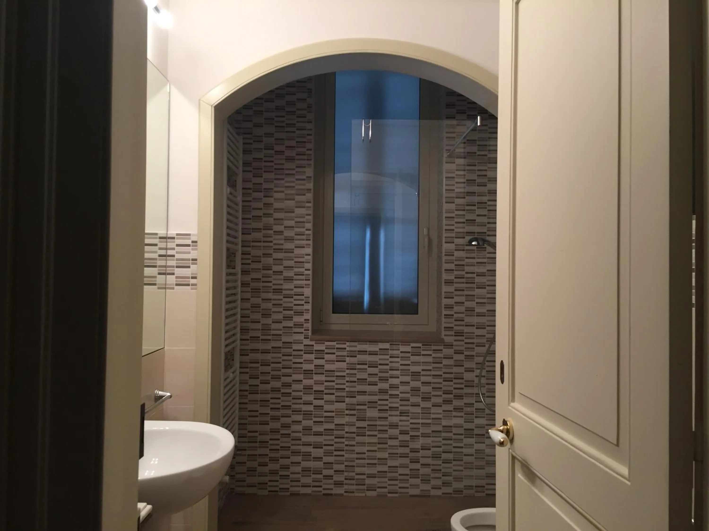 Bathroom in Palazzo Laguardia