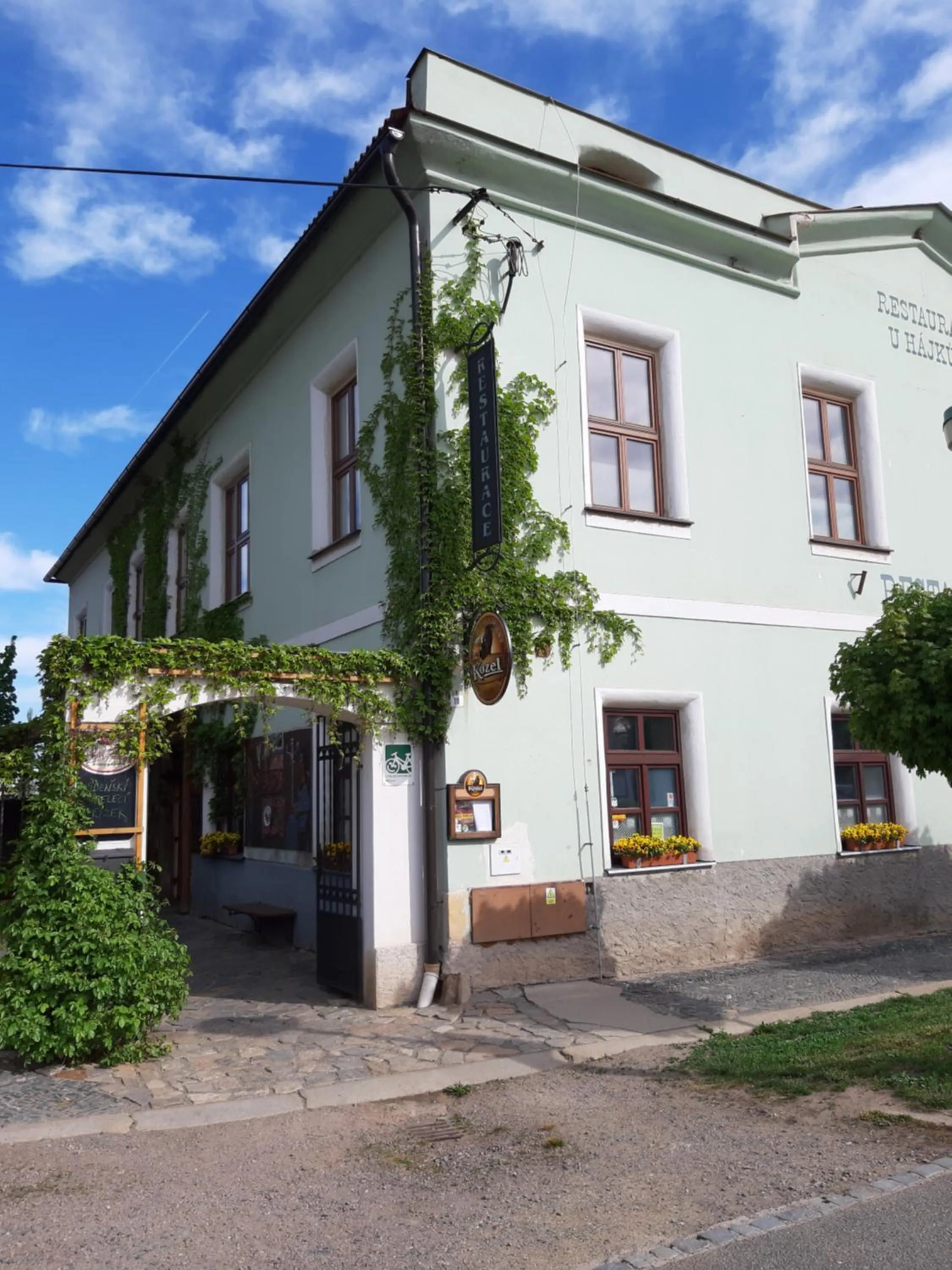 Property building in Penzion a restaurace U Hájků
