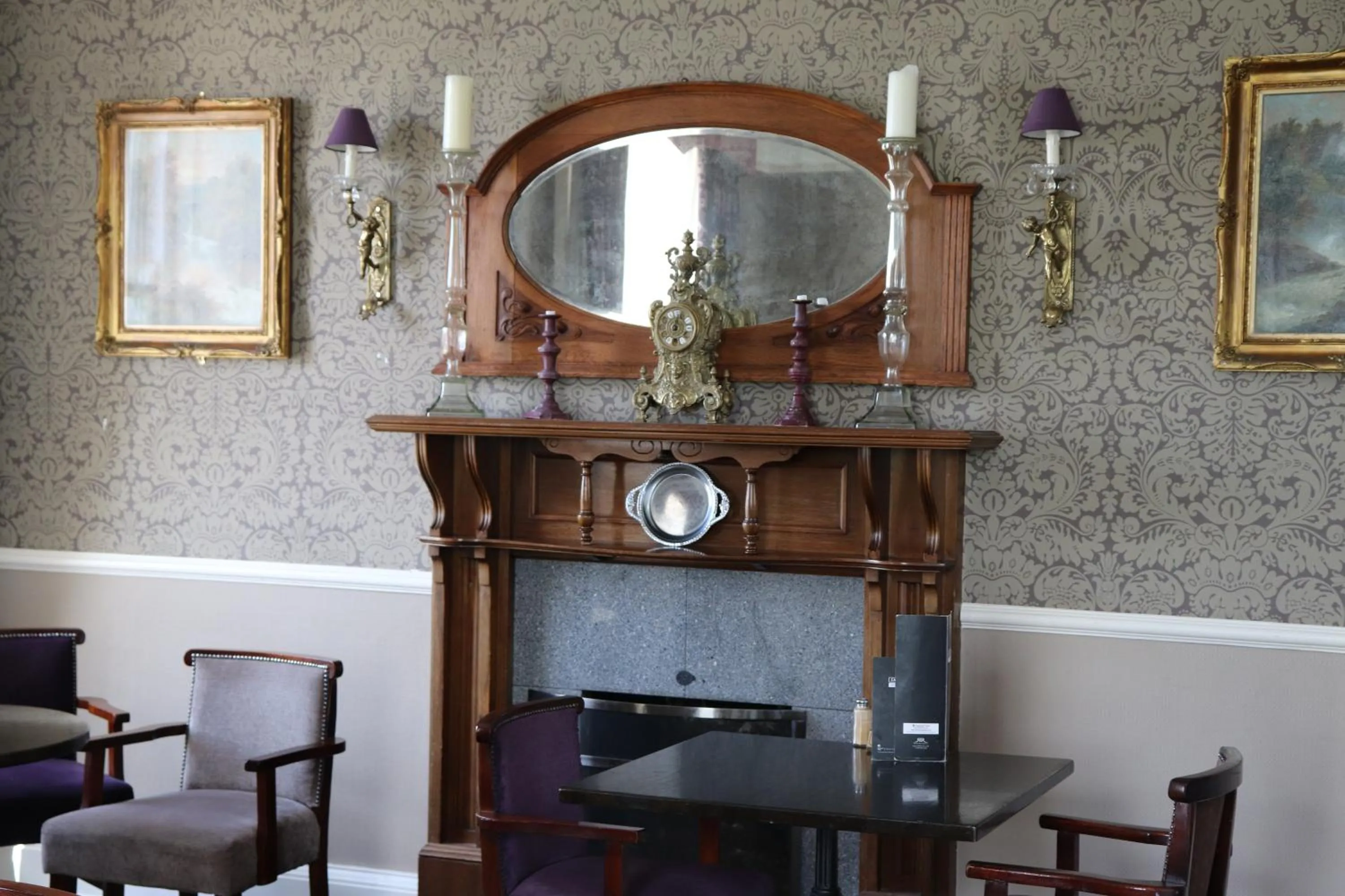 Lounge or bar in Causeway Hotel