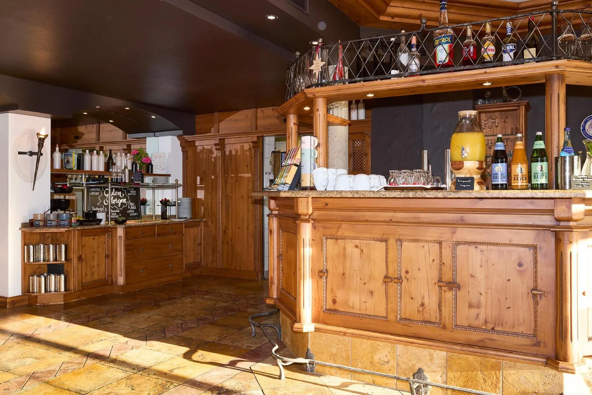 Breakfast in Hotel Hubertus