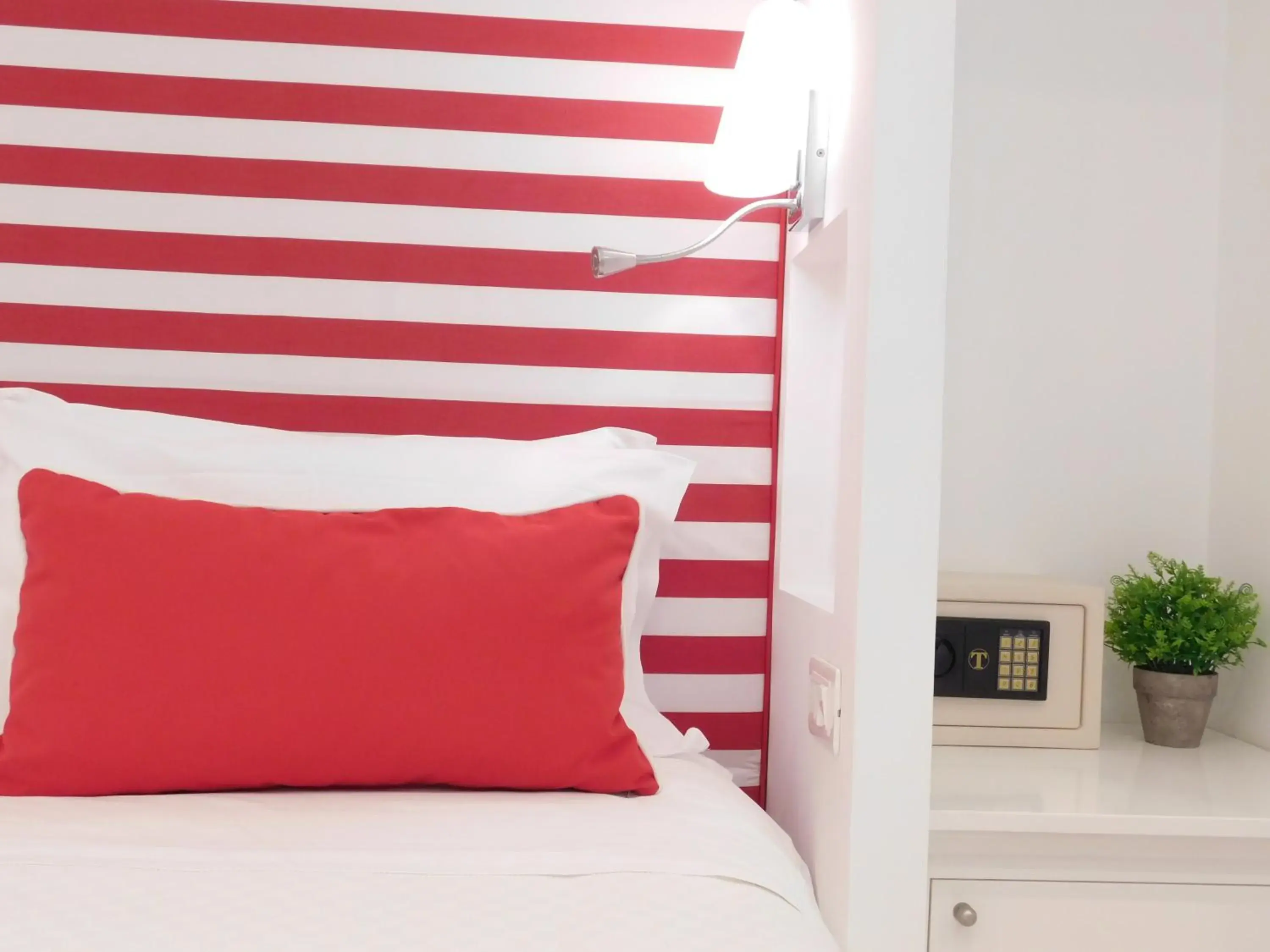 Double or Twin Room with Balcony in Duomo Guest House - Stay in Sorrento Double or Twin Room with Balcony in Duomo Guest House - Stay in Sorrento