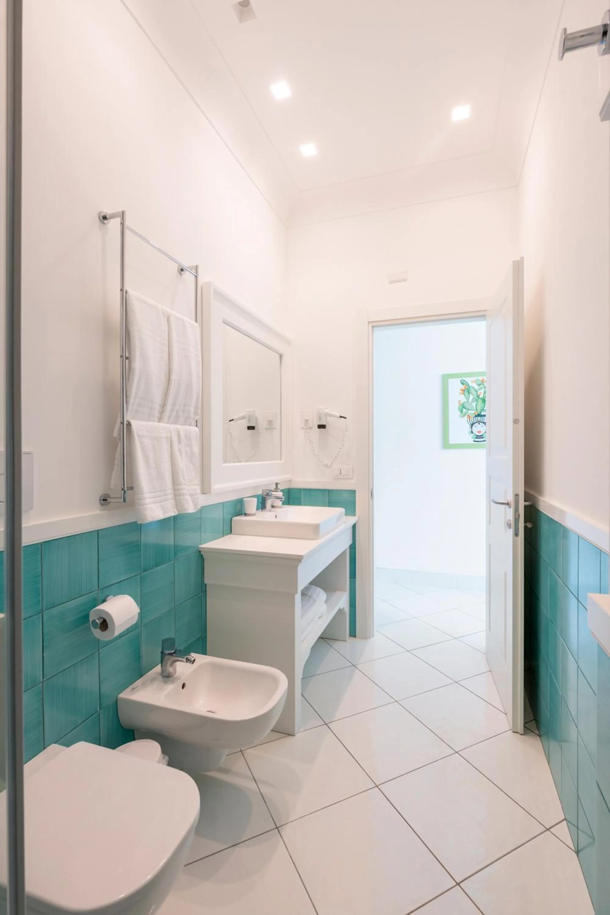 Bathroom in Duomo Guest House - Stay in Sorrento