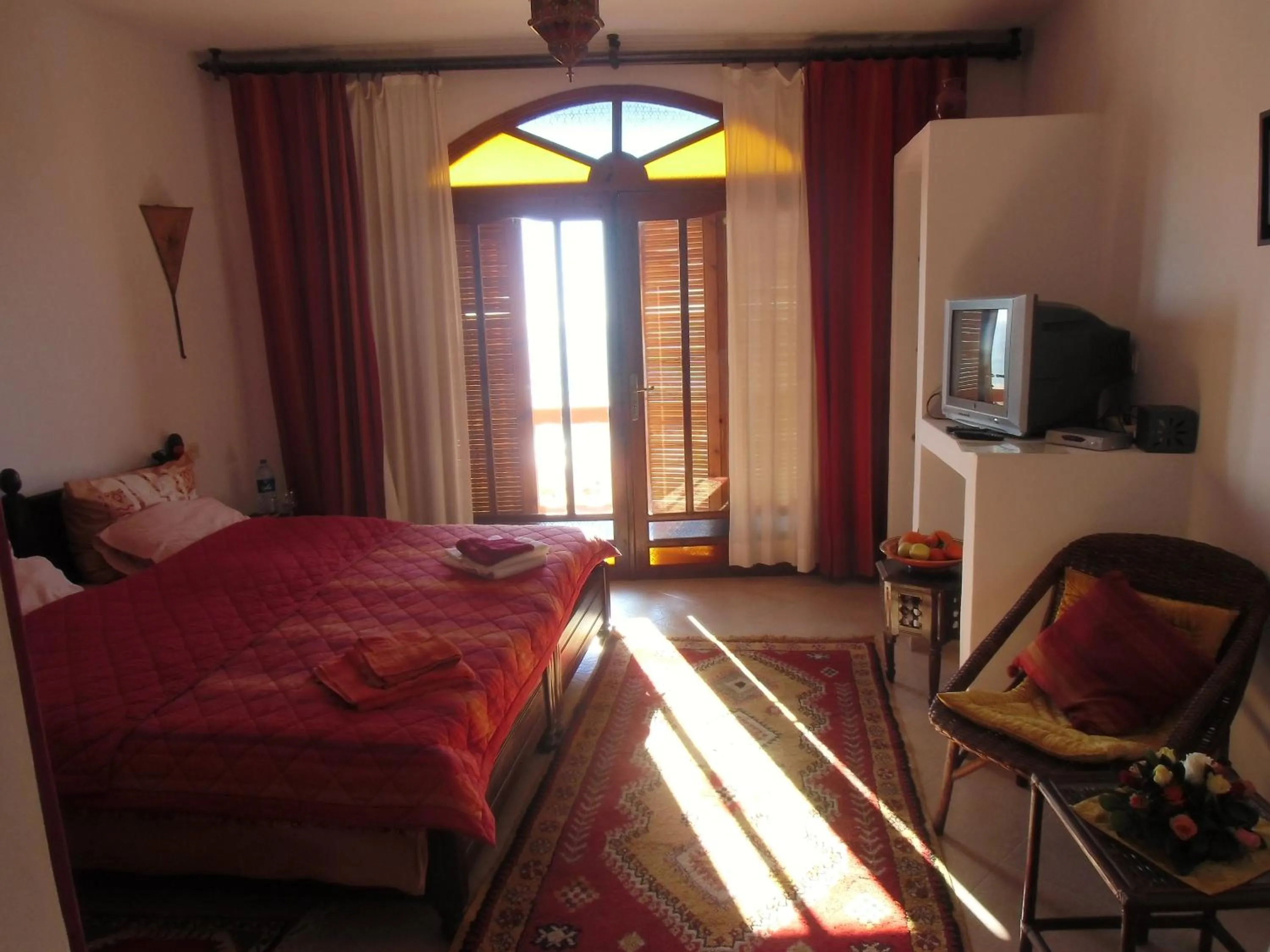 Photo of the whole room, Bed in Villa Sunset B&B