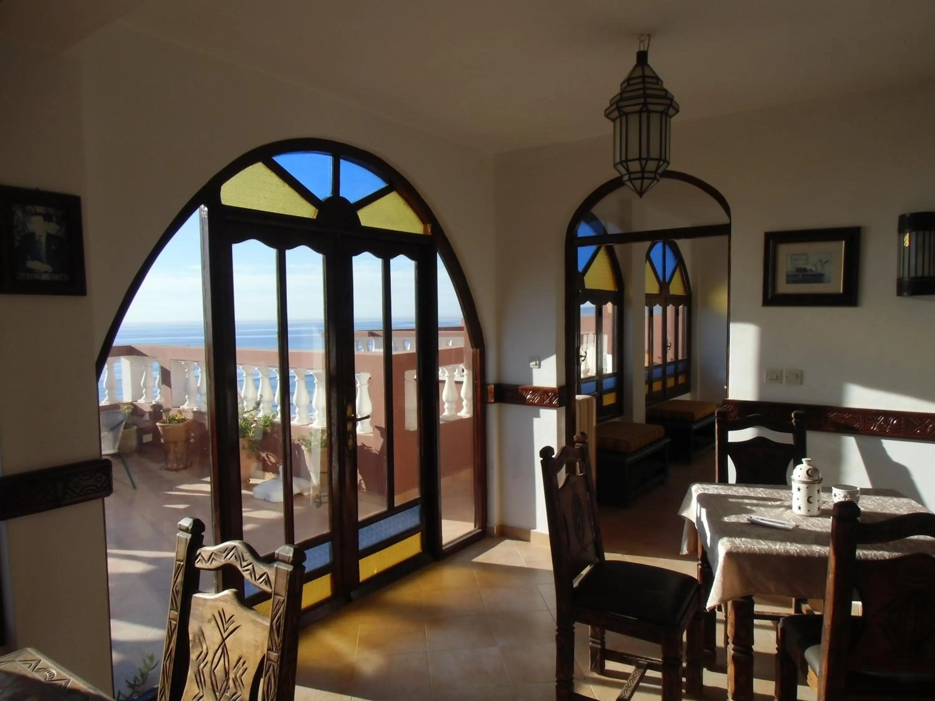 Restaurant/places to eat in Villa Sunset B&B