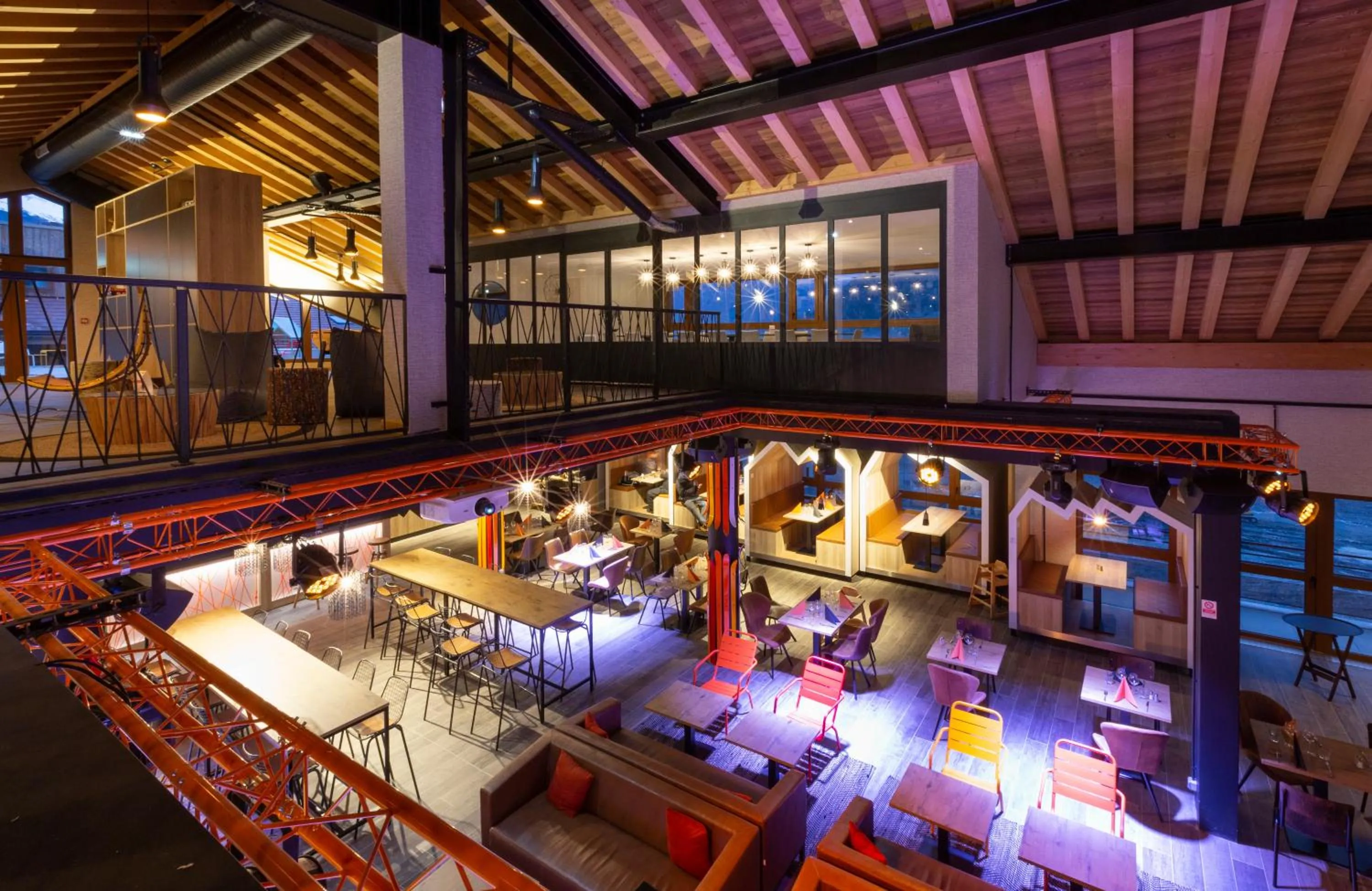 Restaurant/places to eat in Hotel Base Camp Lodge - Bourg Saint Maurice